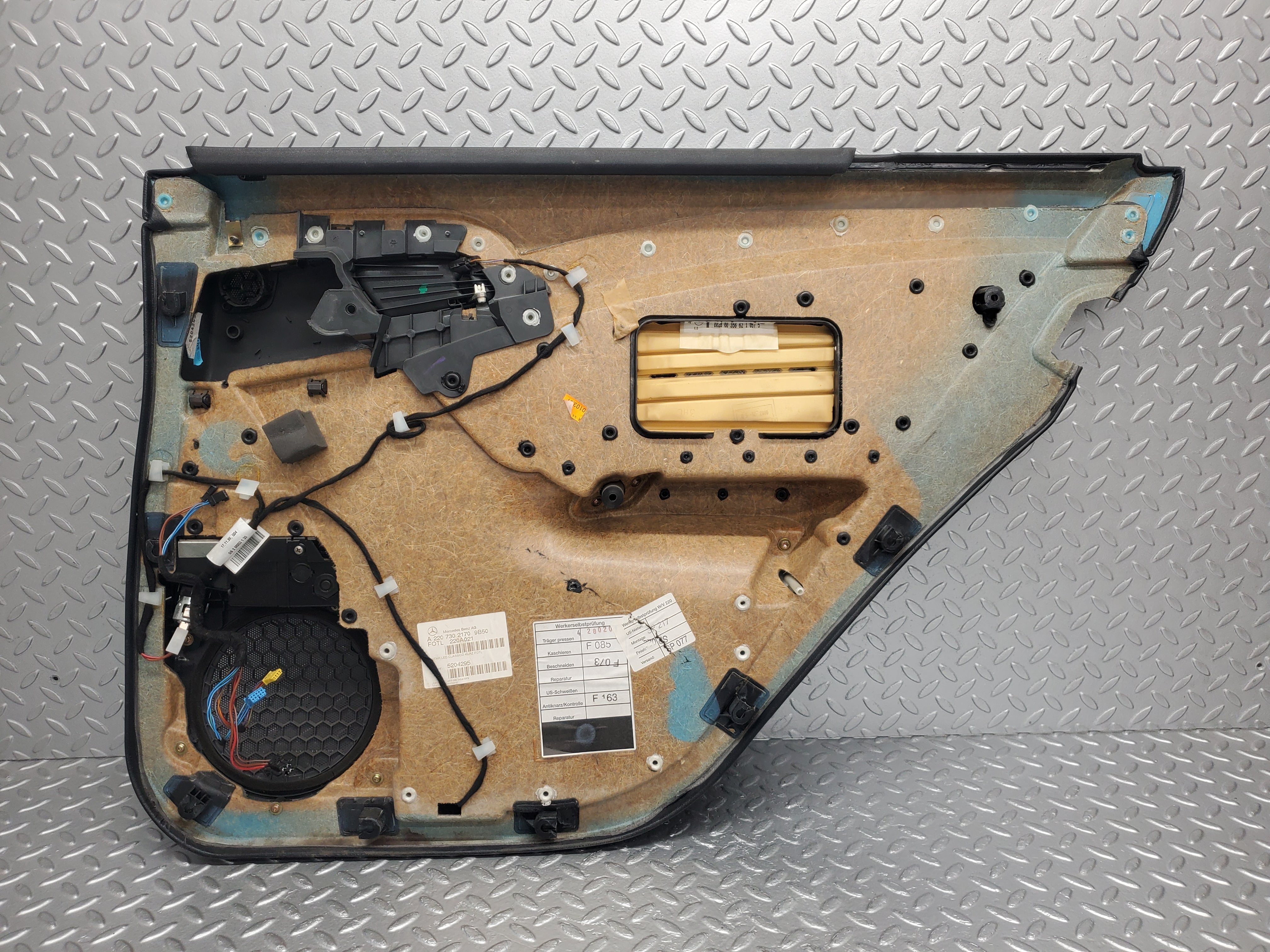 1573 Mercedes-Benz W220 S430 Rear Left Door Card 2207302170