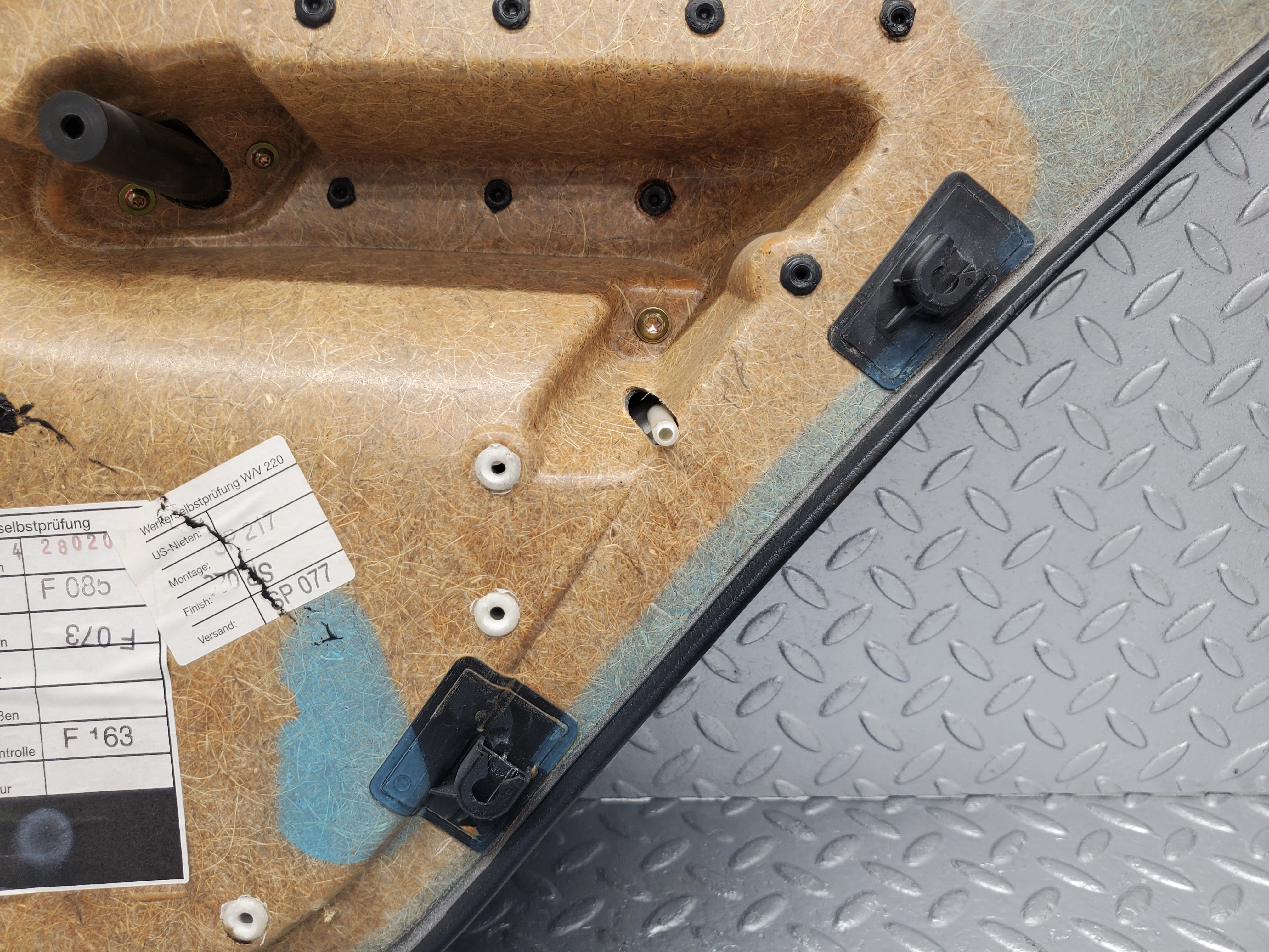 1573 Mercedes-Benz W220 S430 Rear Left Door Card 2207302170