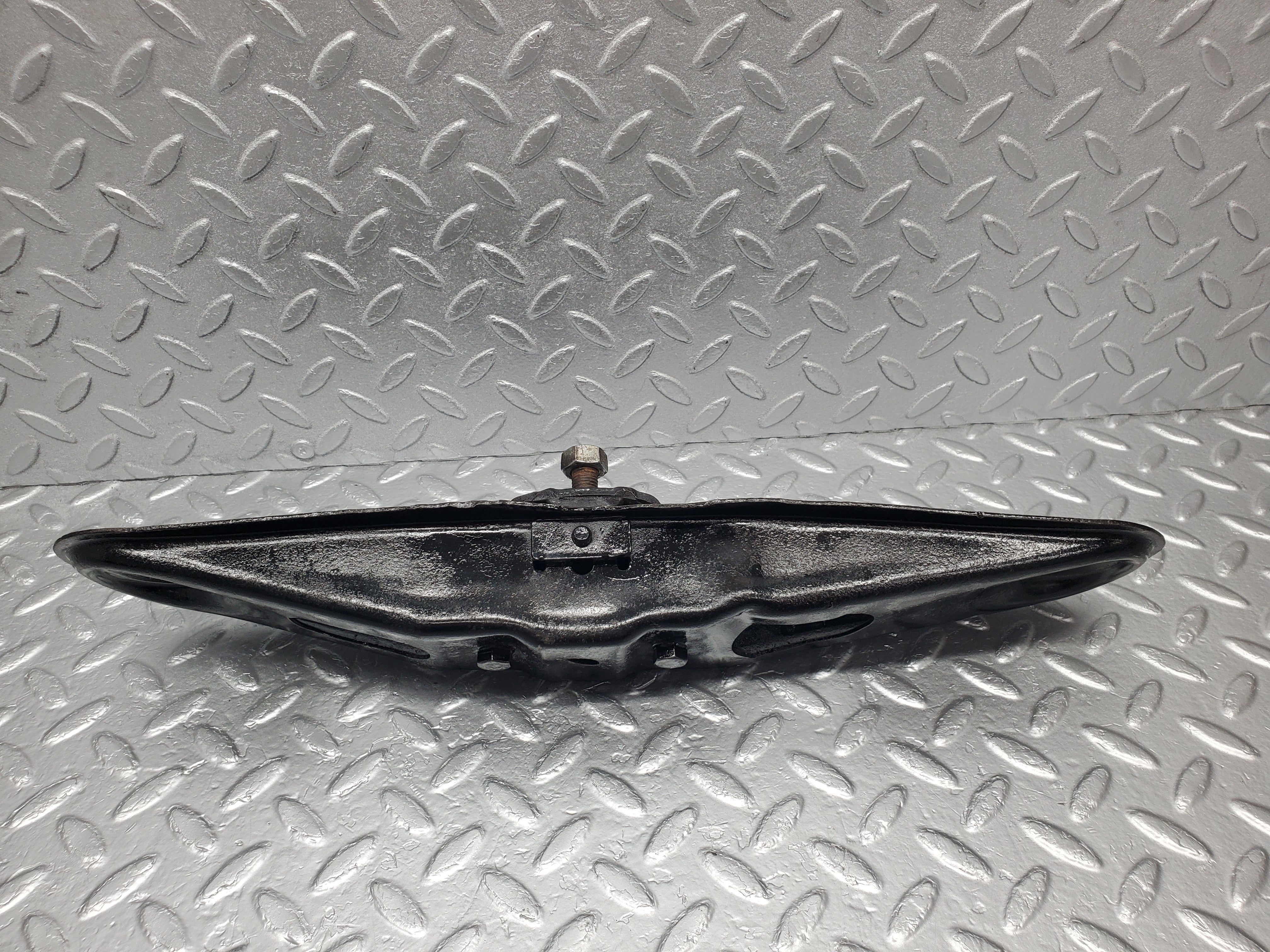 1751 Mercedes-Benz W123 230E Gearbox Mount Bracket