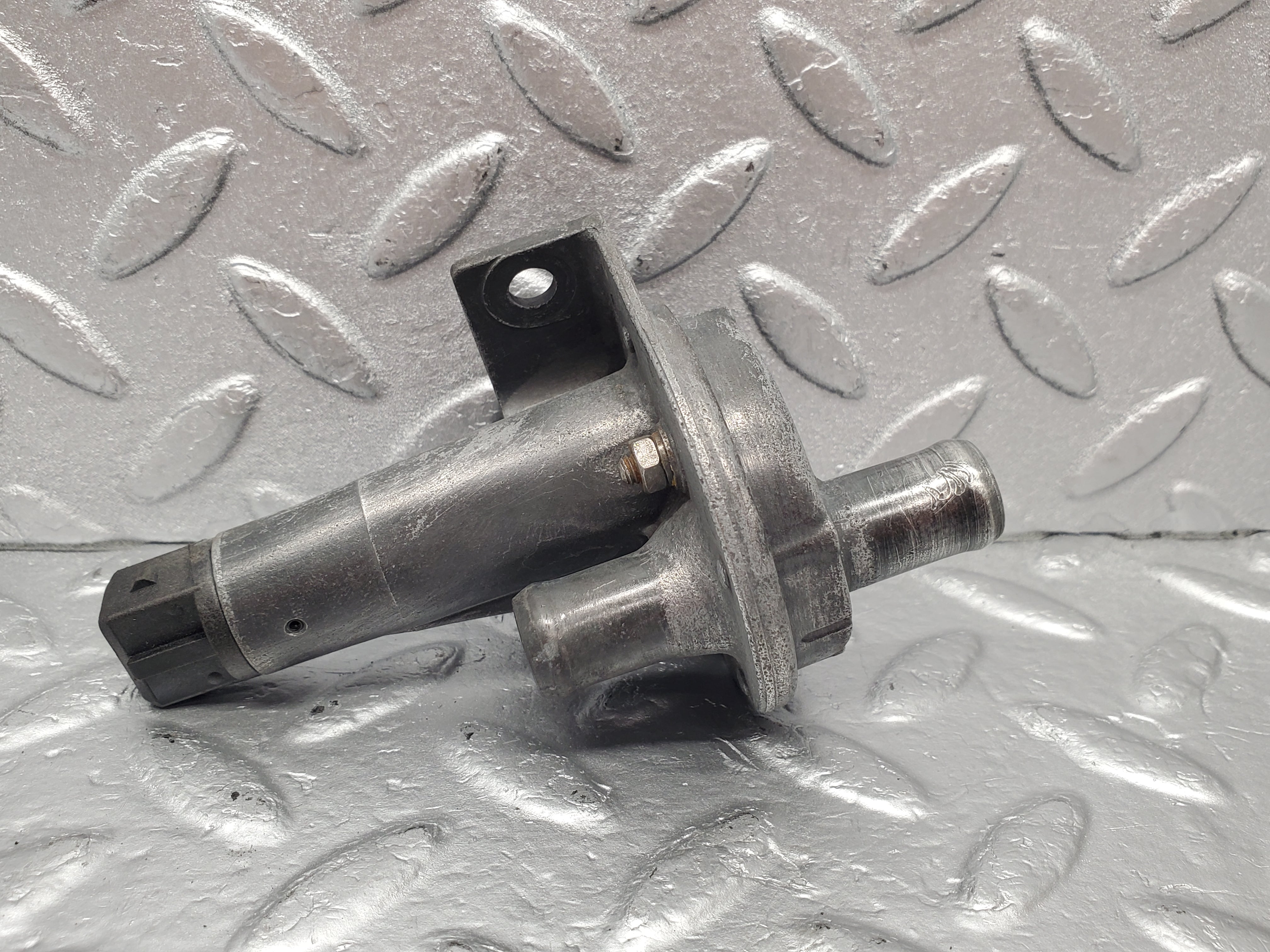 1755 Mercedes-Benz W123 230E Auxiliary Air Valve Bosch 0280140127