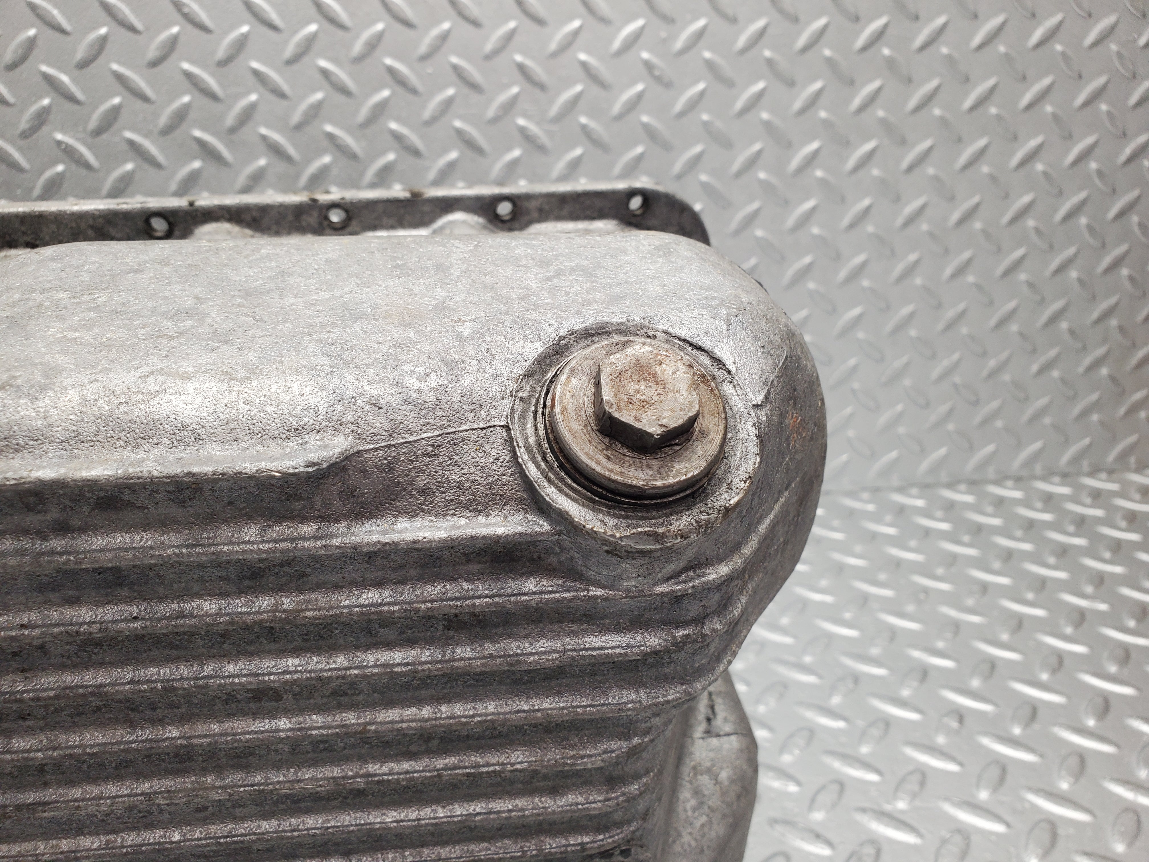 1750 Mercedes-Benz W105 219 Ponton Oil Pan Oil Sump 1270100513