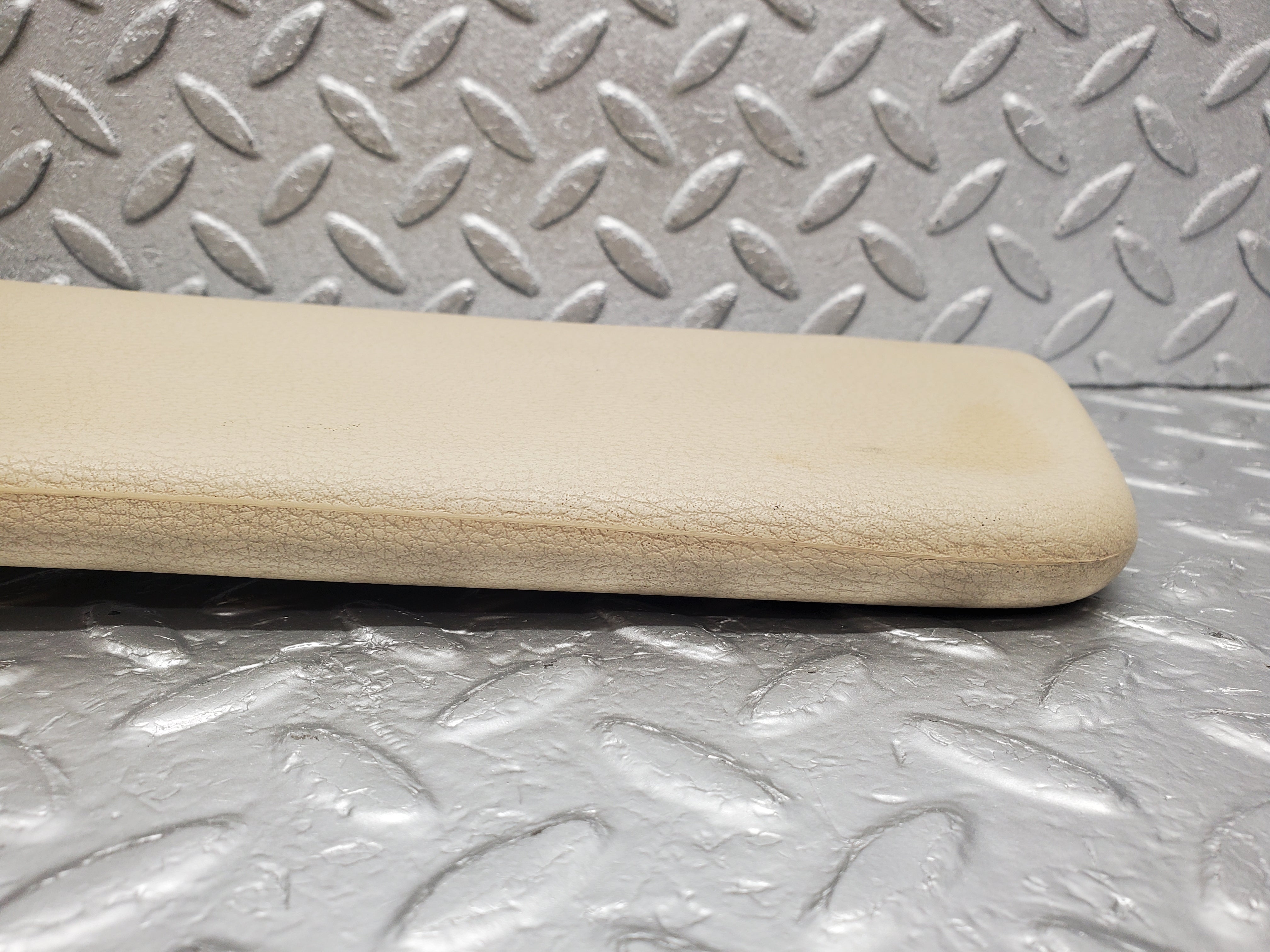 1779 Mercedes-Benz W116 350SE Sun Visor Right Side