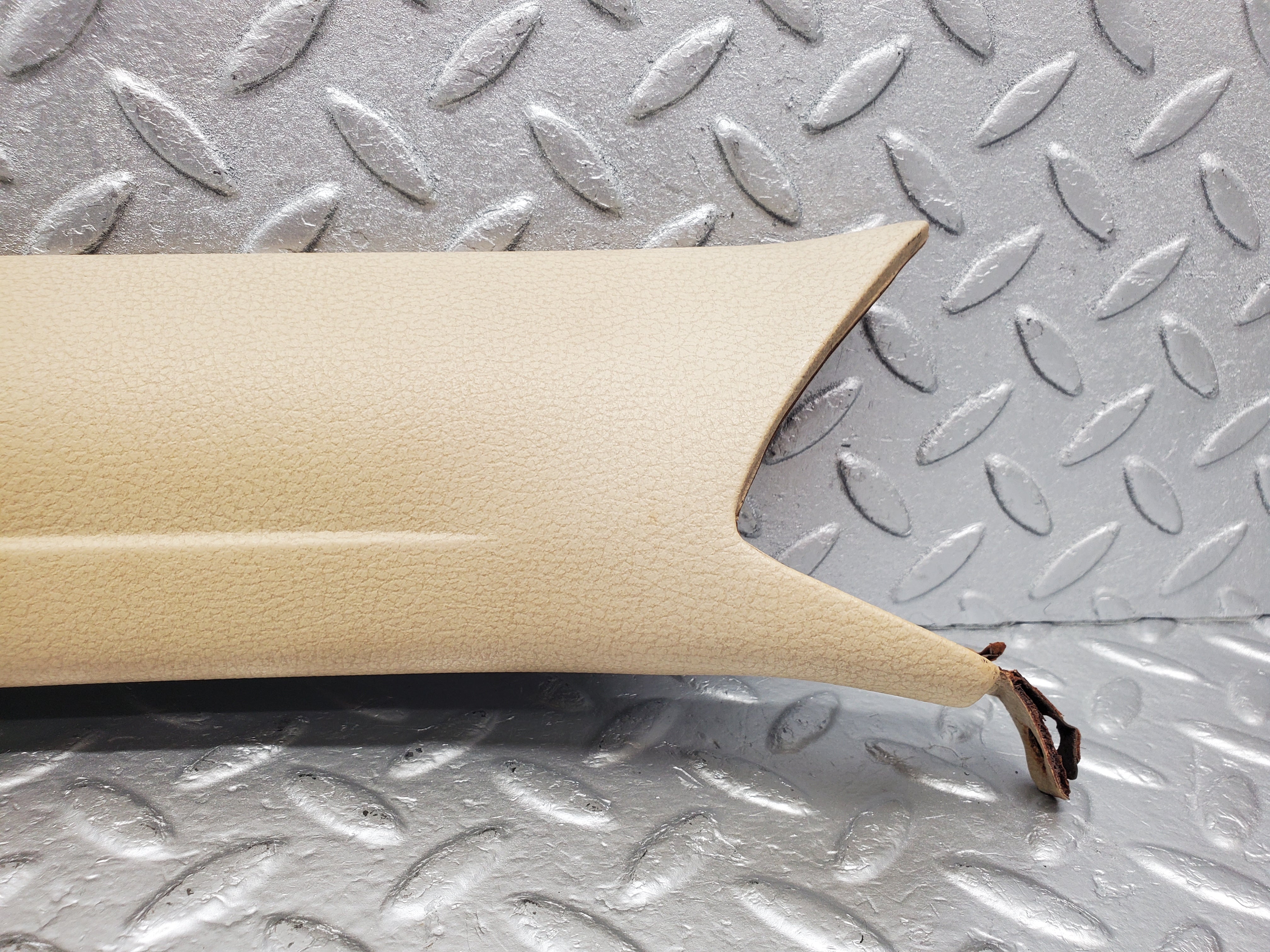 1783 Mercedes-Benz W116 350SE A Pillar Cover Left Side 1166700151