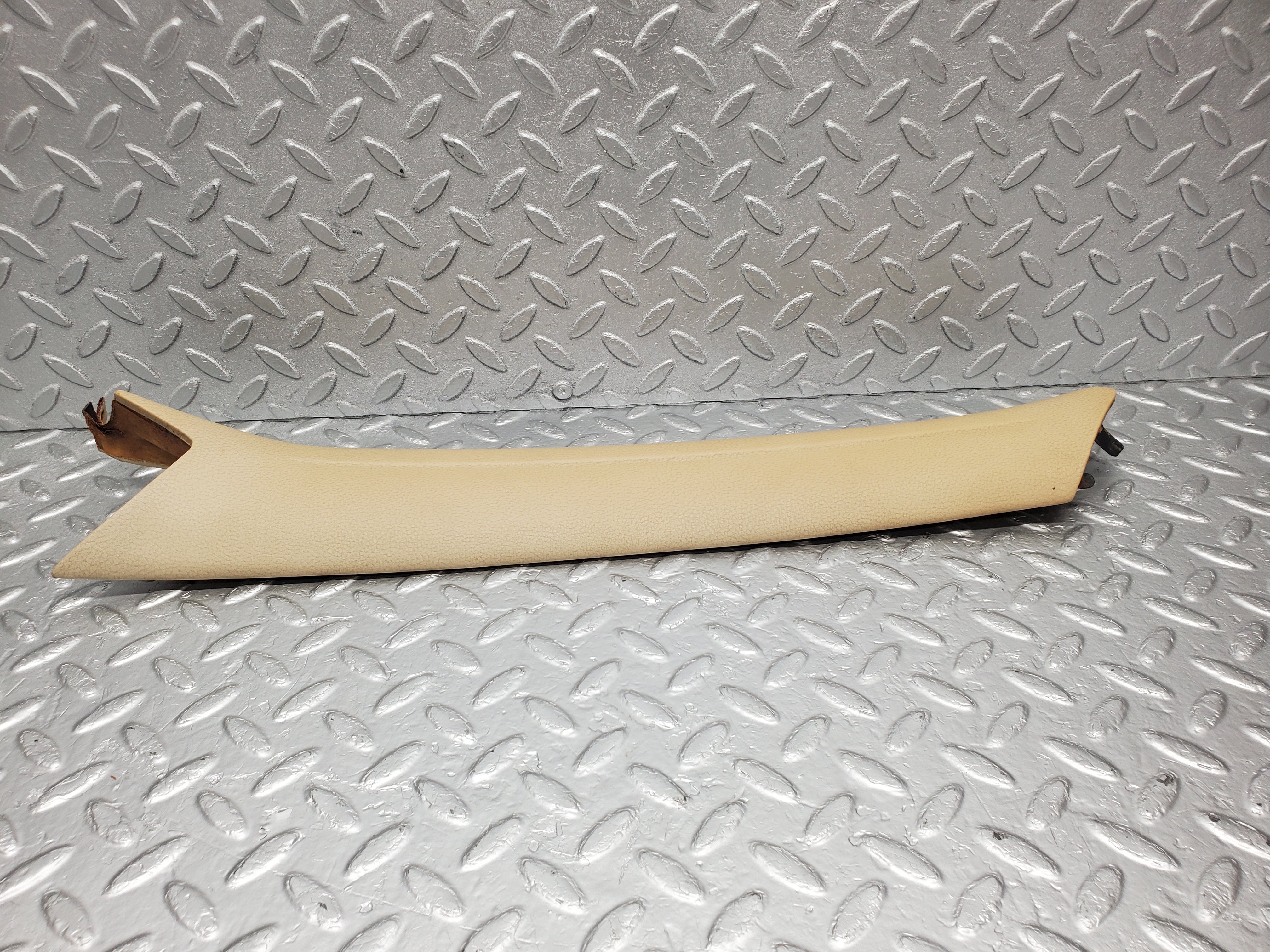 1783 Mercedes-Benz W116 350SE A Pillar Cover Left Side 1166700151