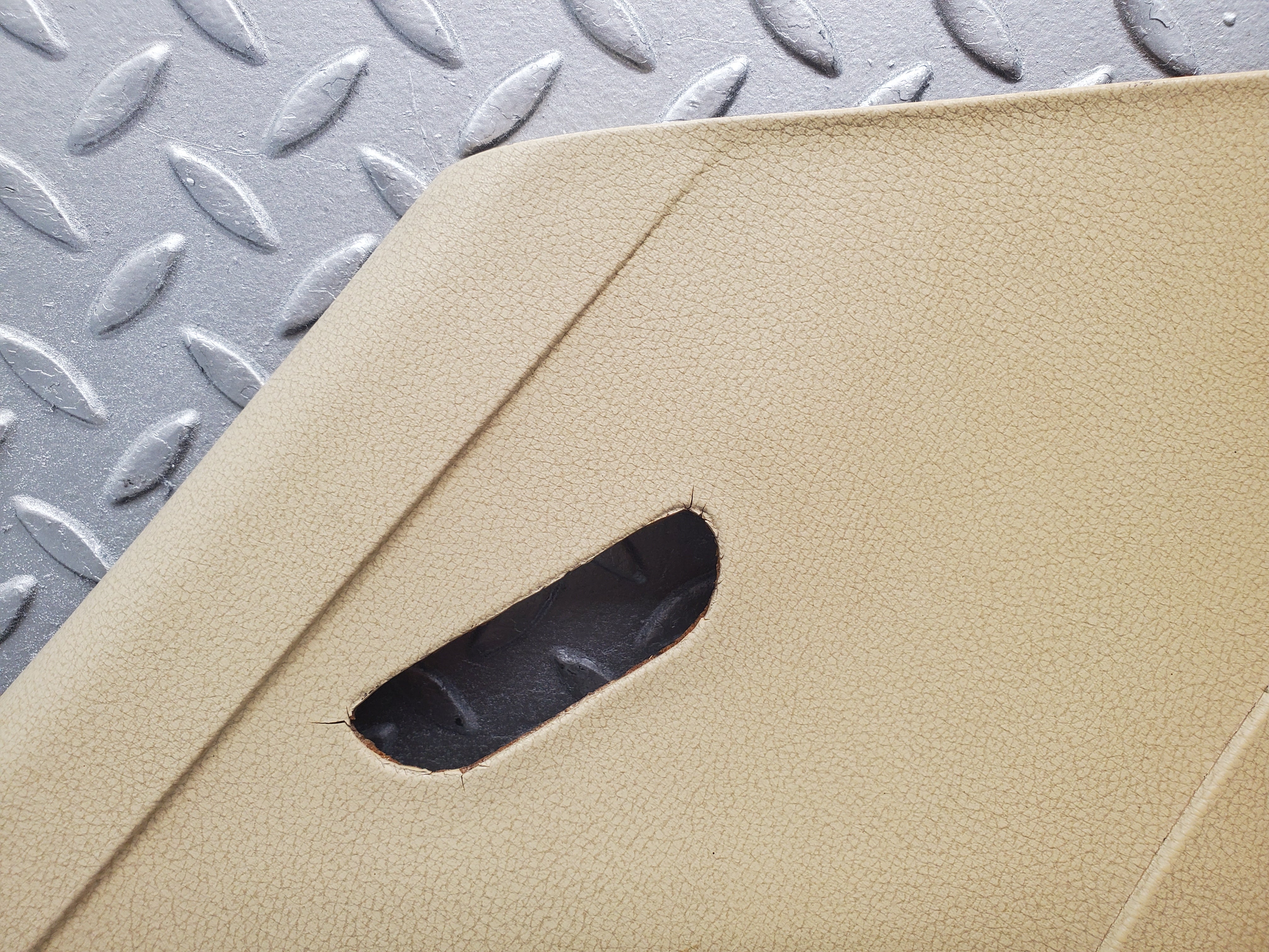 1785 Mercedes-Benz W116 350SE C Pillar Panel Trim Left