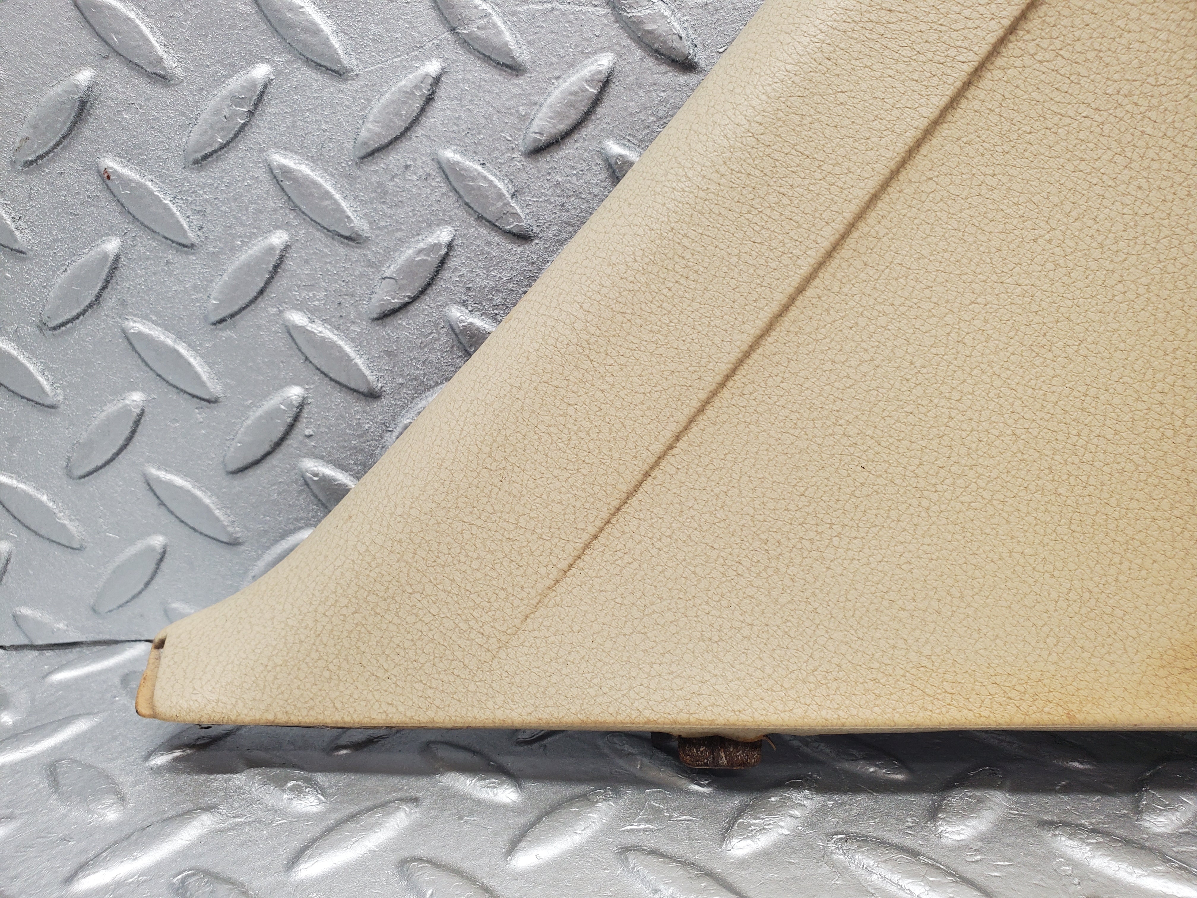 1785 Mercedes-Benz W116 350SE C Pillar Panel Trim Left