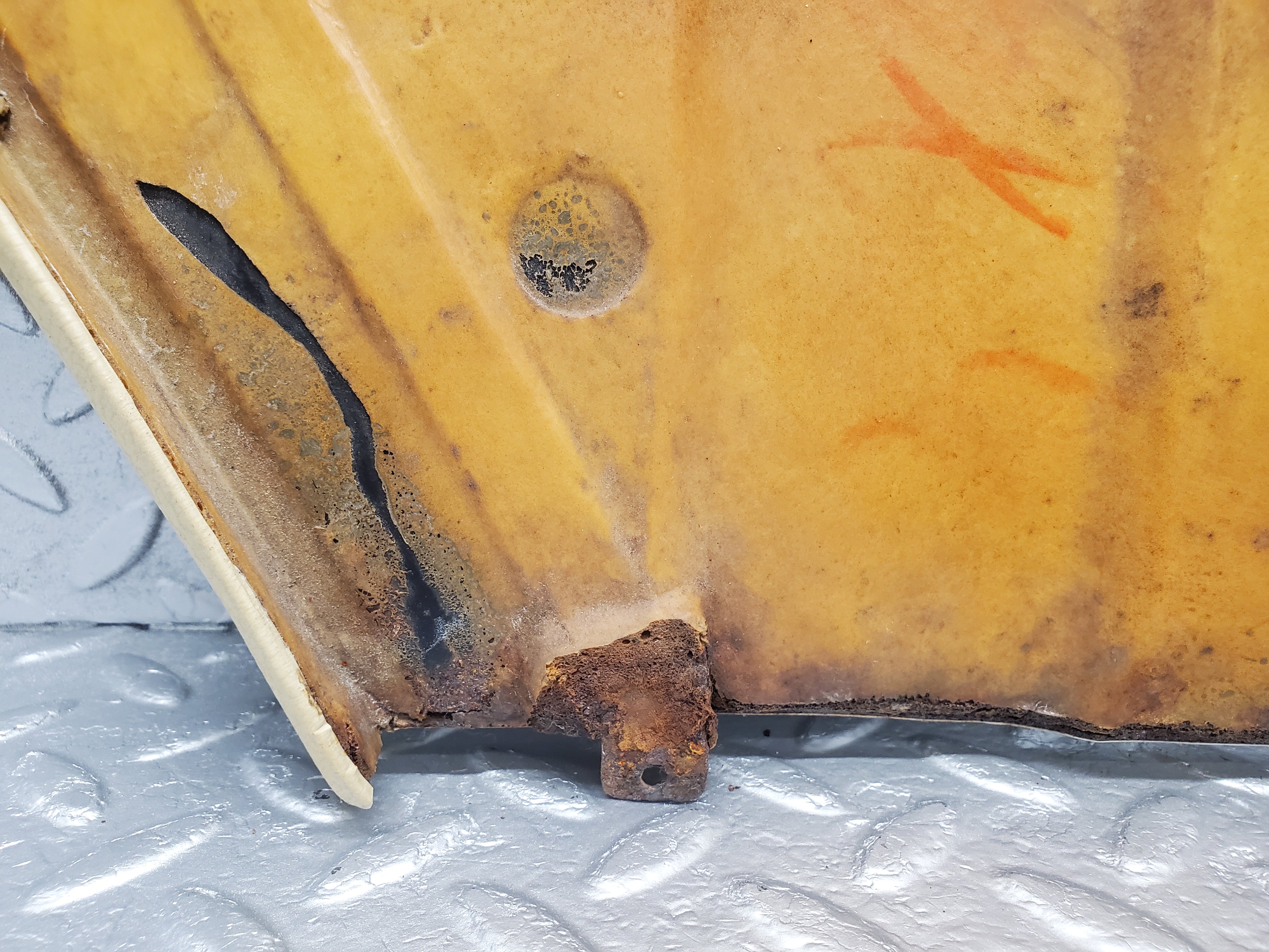 1785 Mercedes-Benz W116 350SE C Pillar Panel Trim Left