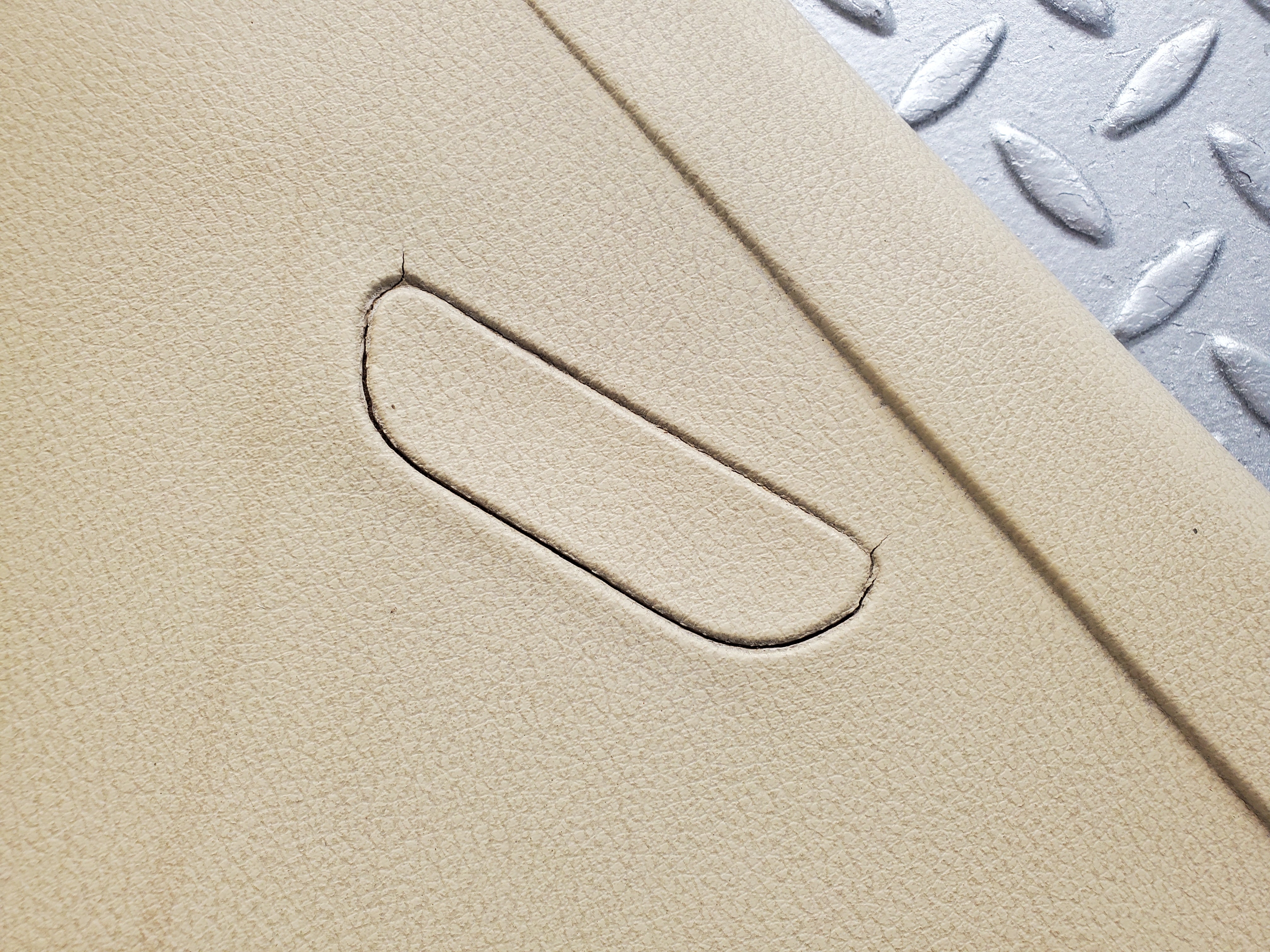 1786 Mercedes-Benz W116 350SE C Pillar Panel Trim Right