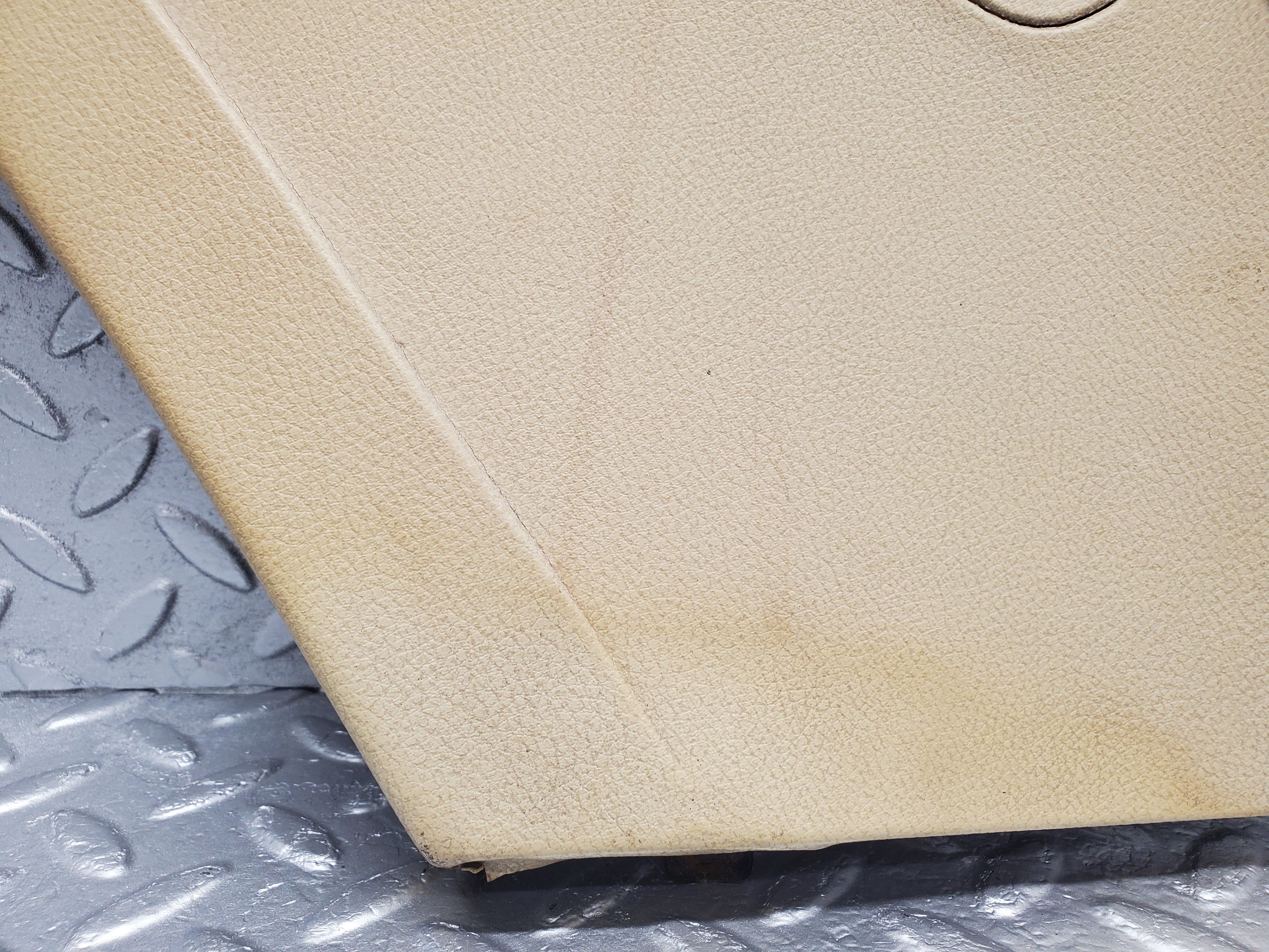 1786 Mercedes-Benz W116 350SE C Pillar Panel Trim Right