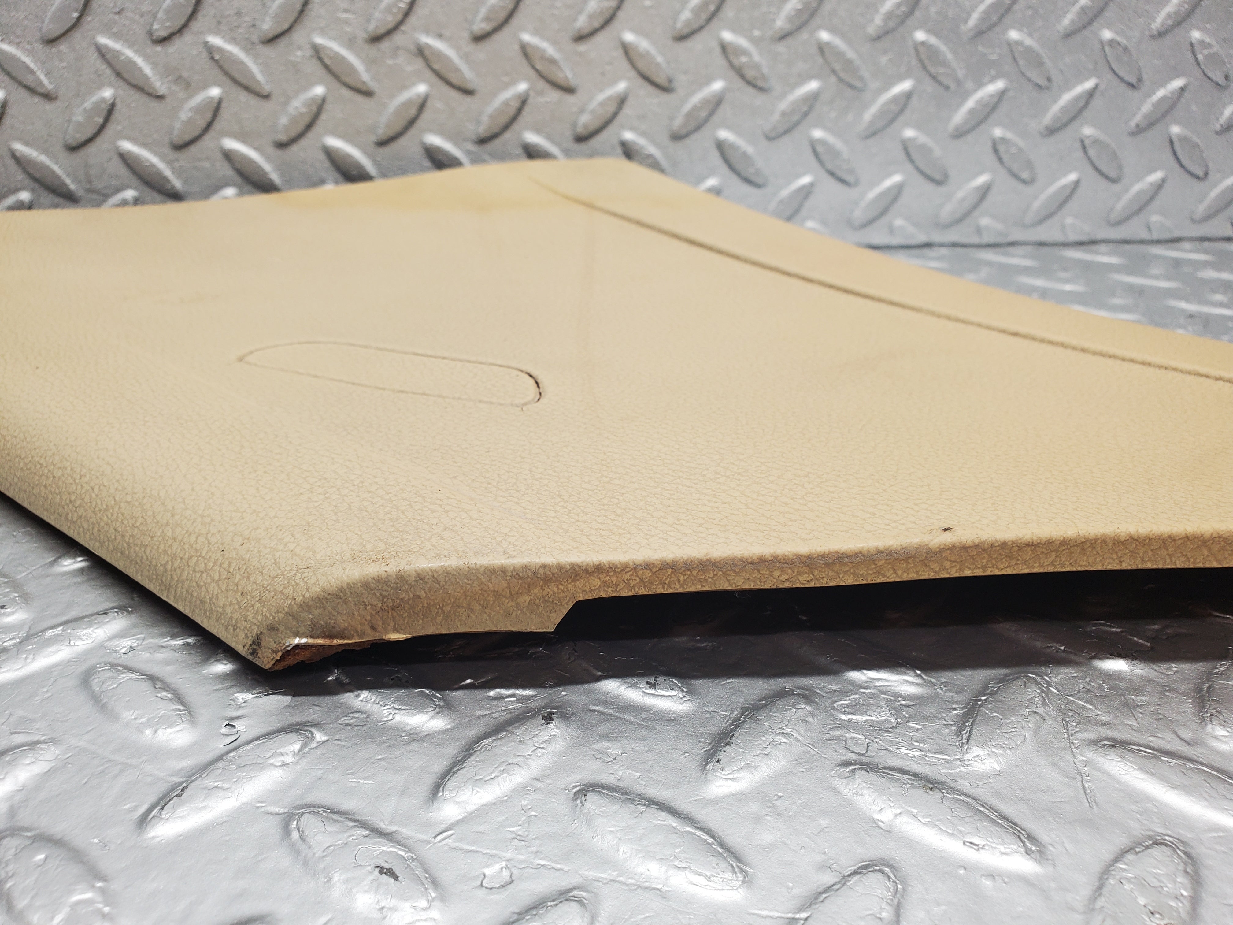 1786 Mercedes-Benz W116 350SE C Pillar Panel Trim Right