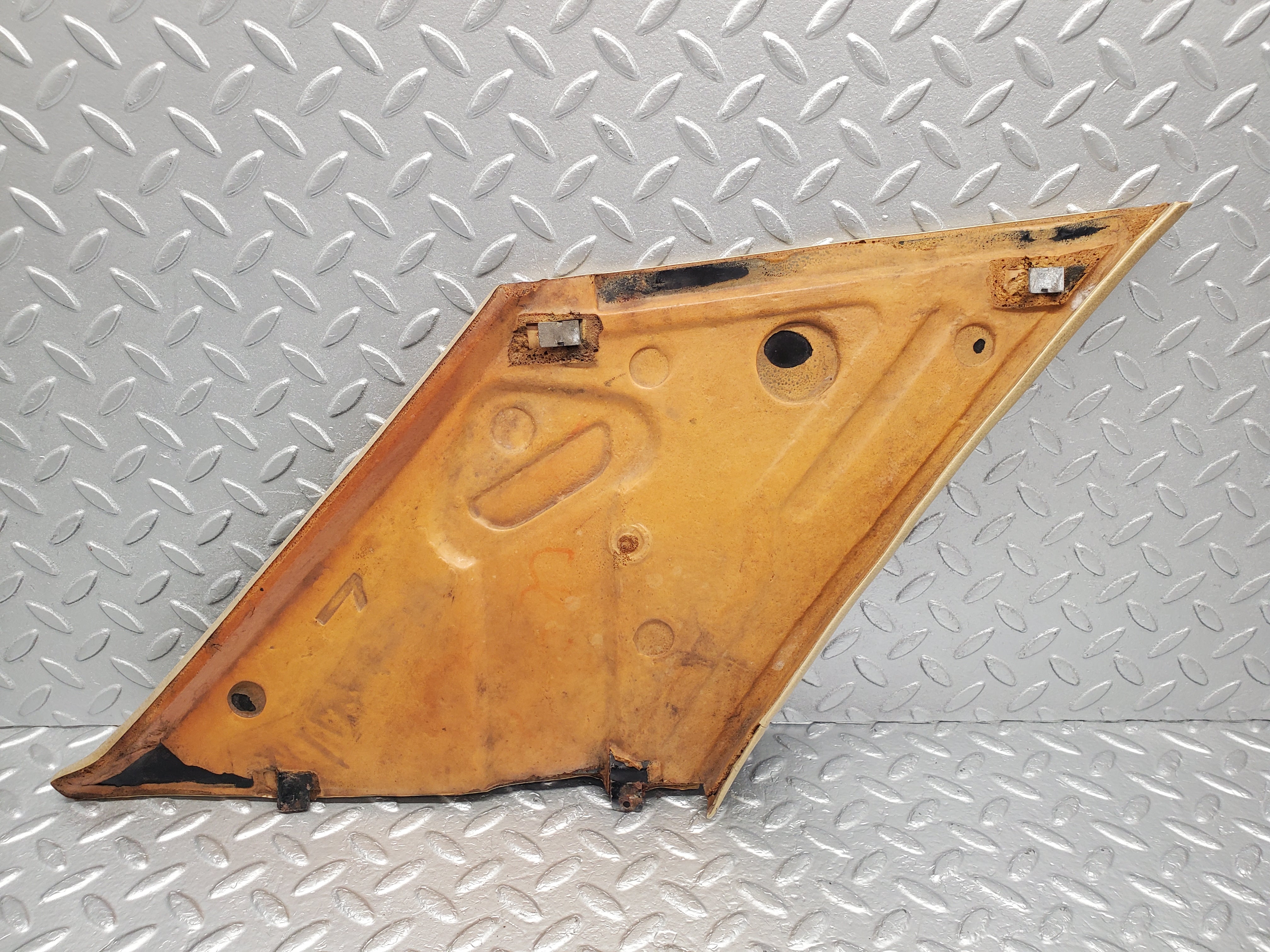 1786 Mercedes-Benz W116 350SE C Pillar Panel Trim Right