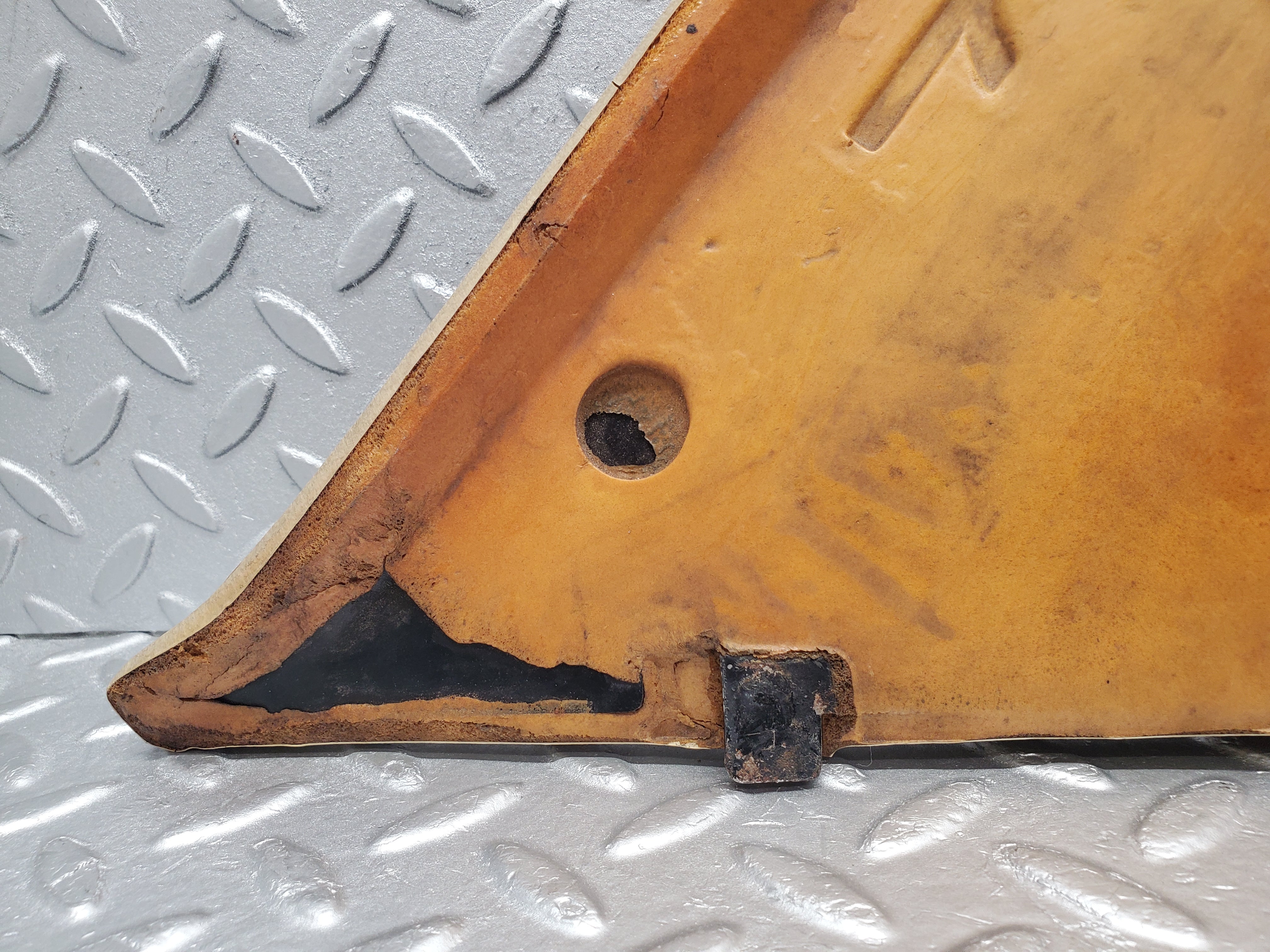 1786 Mercedes-Benz W116 350SE C Pillar Panel Trim Right