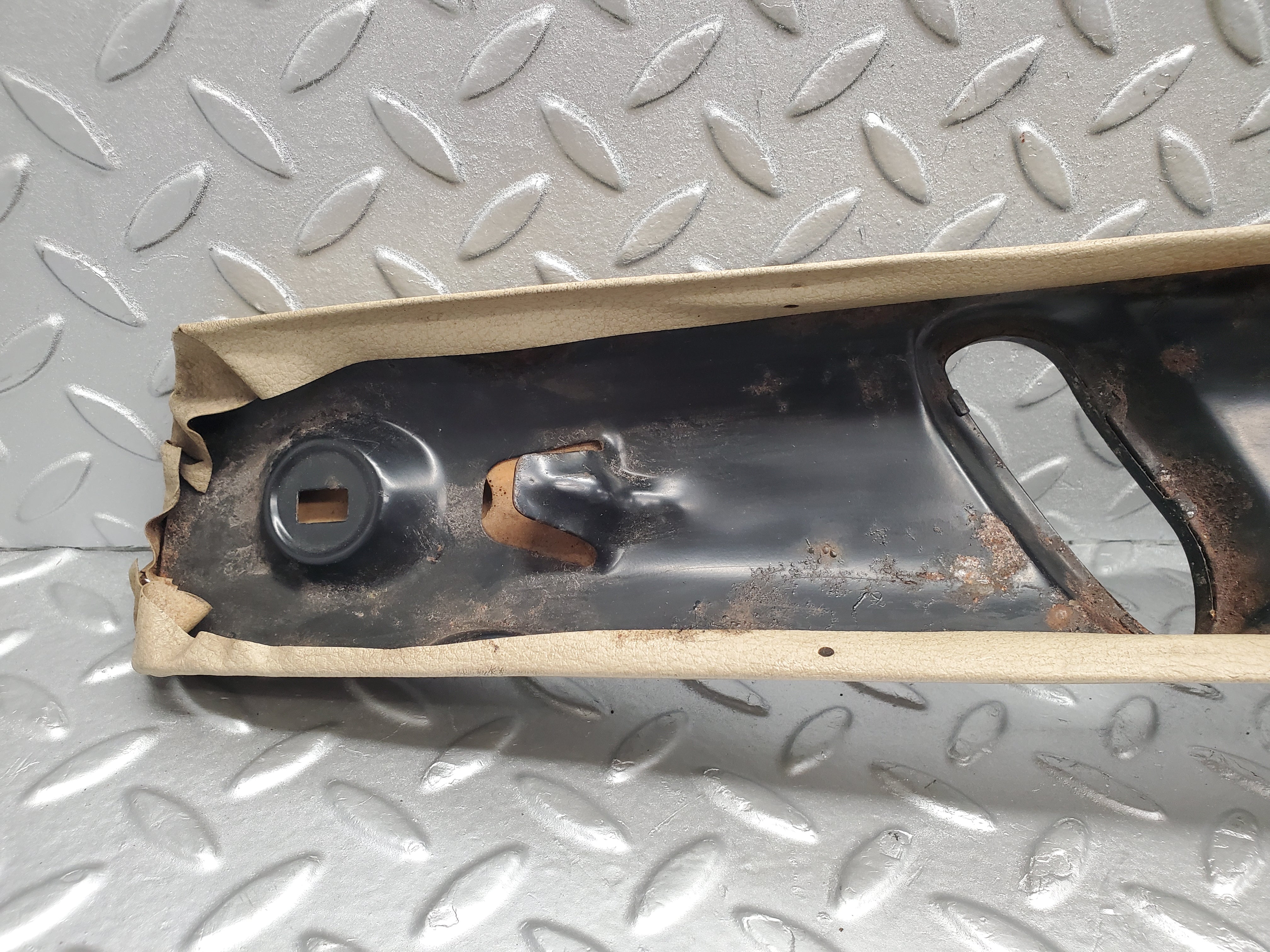 1787 Mercedes-Benz W116 350SE B Pillar Trim Right Side