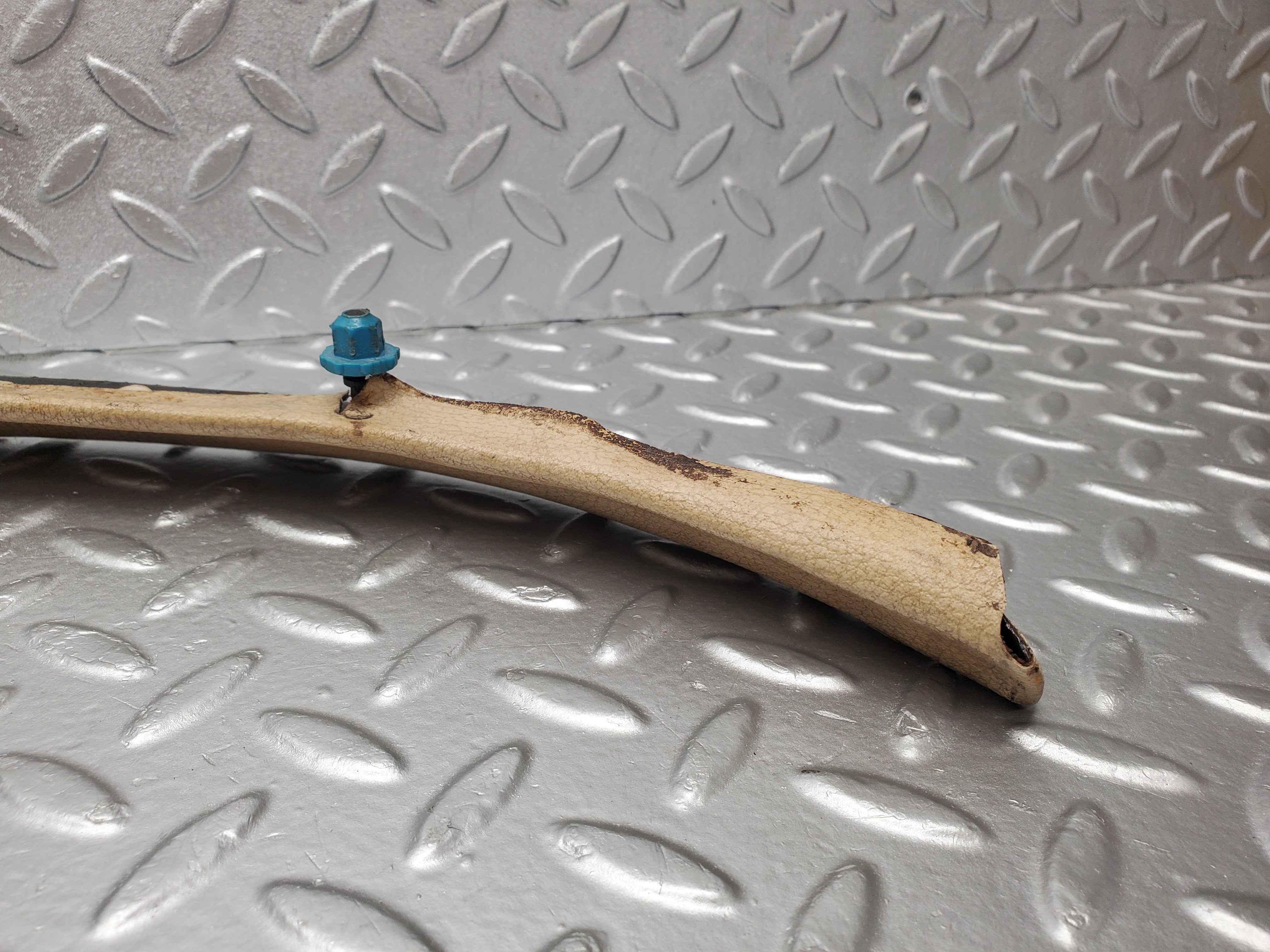 1795 Mercedes-Benz W116 350SE Rear Windscreen Inner Trim