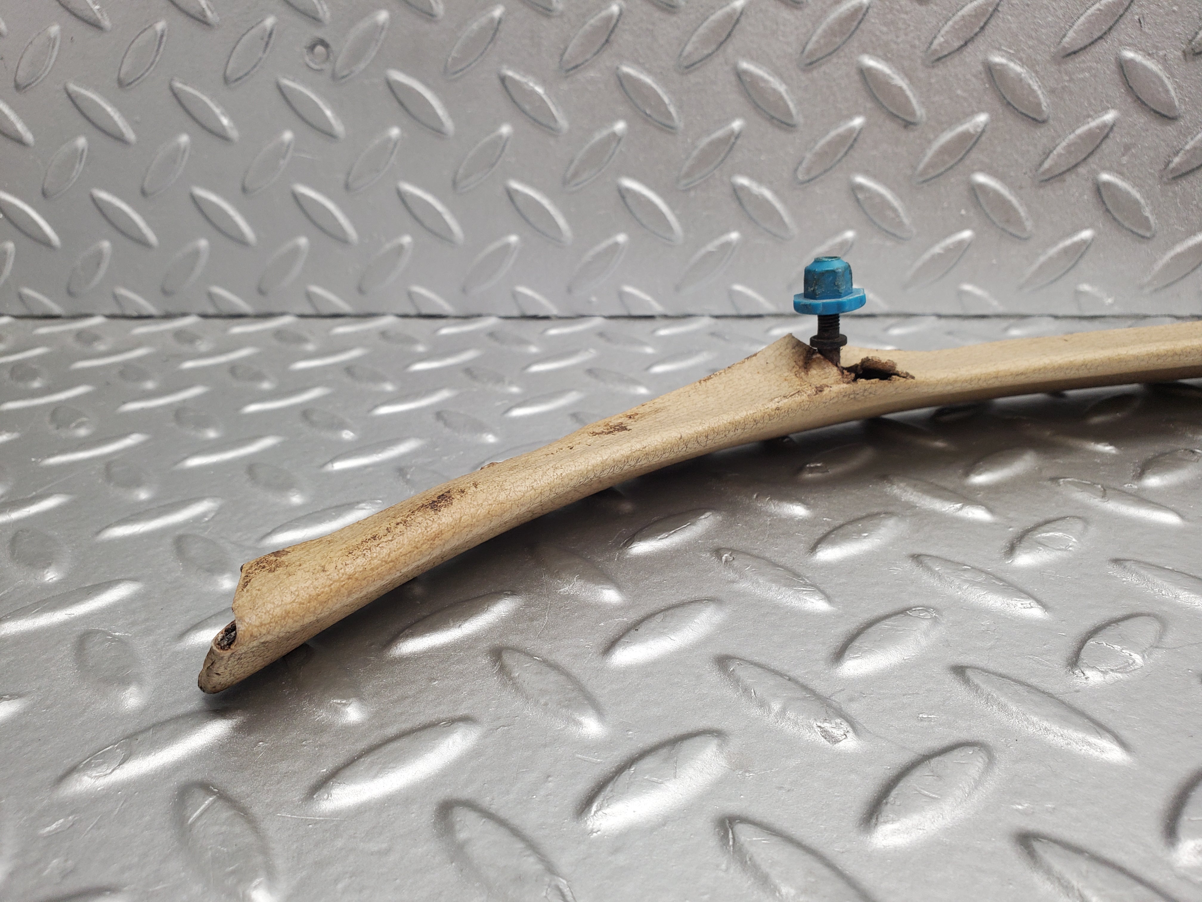 1795 Mercedes-Benz W116 350SE Rear Windscreen Inner Trim