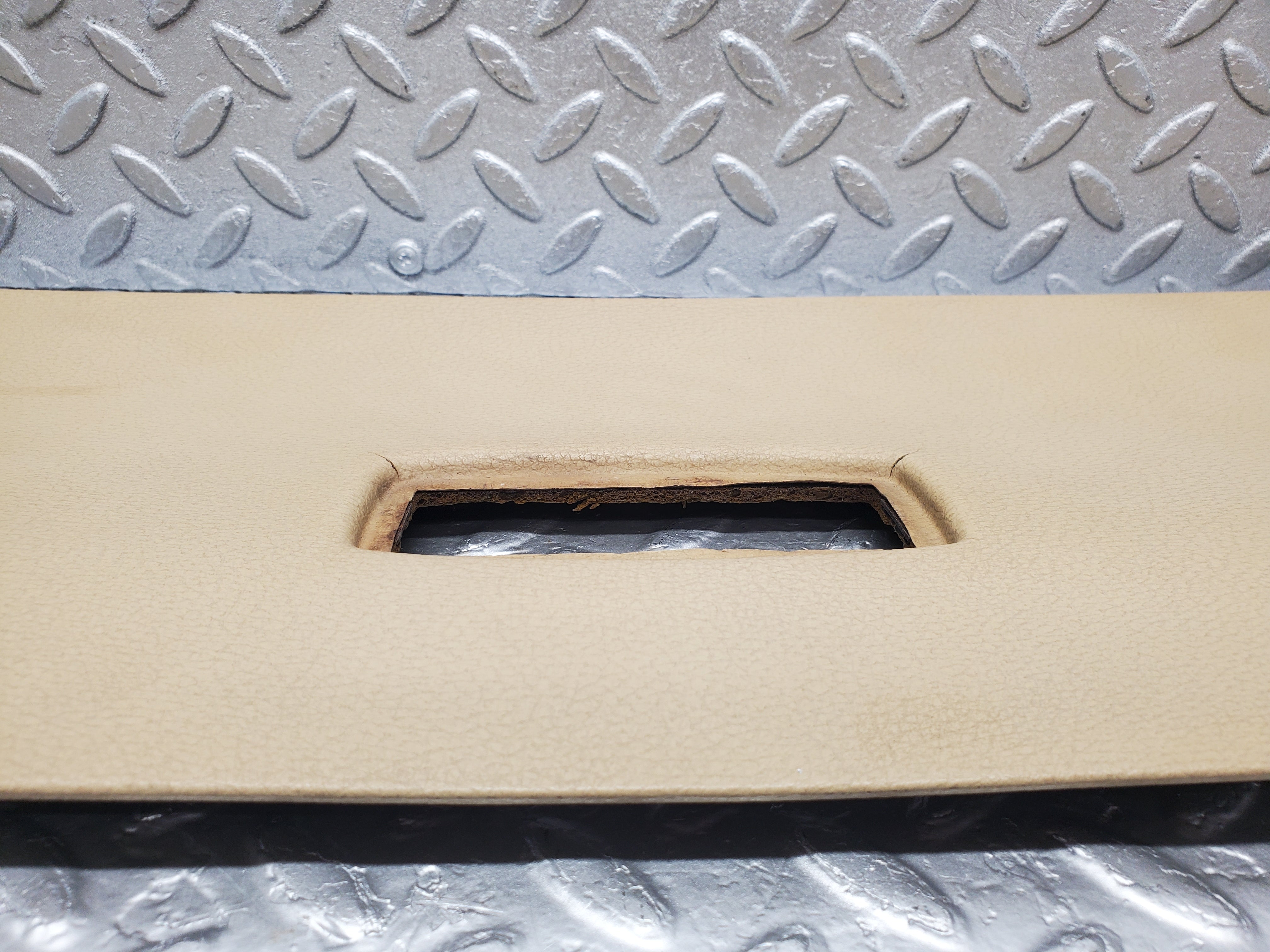 1796 Mercedes-Benz W116 350SE Rear Headlining Roof Panel Beige