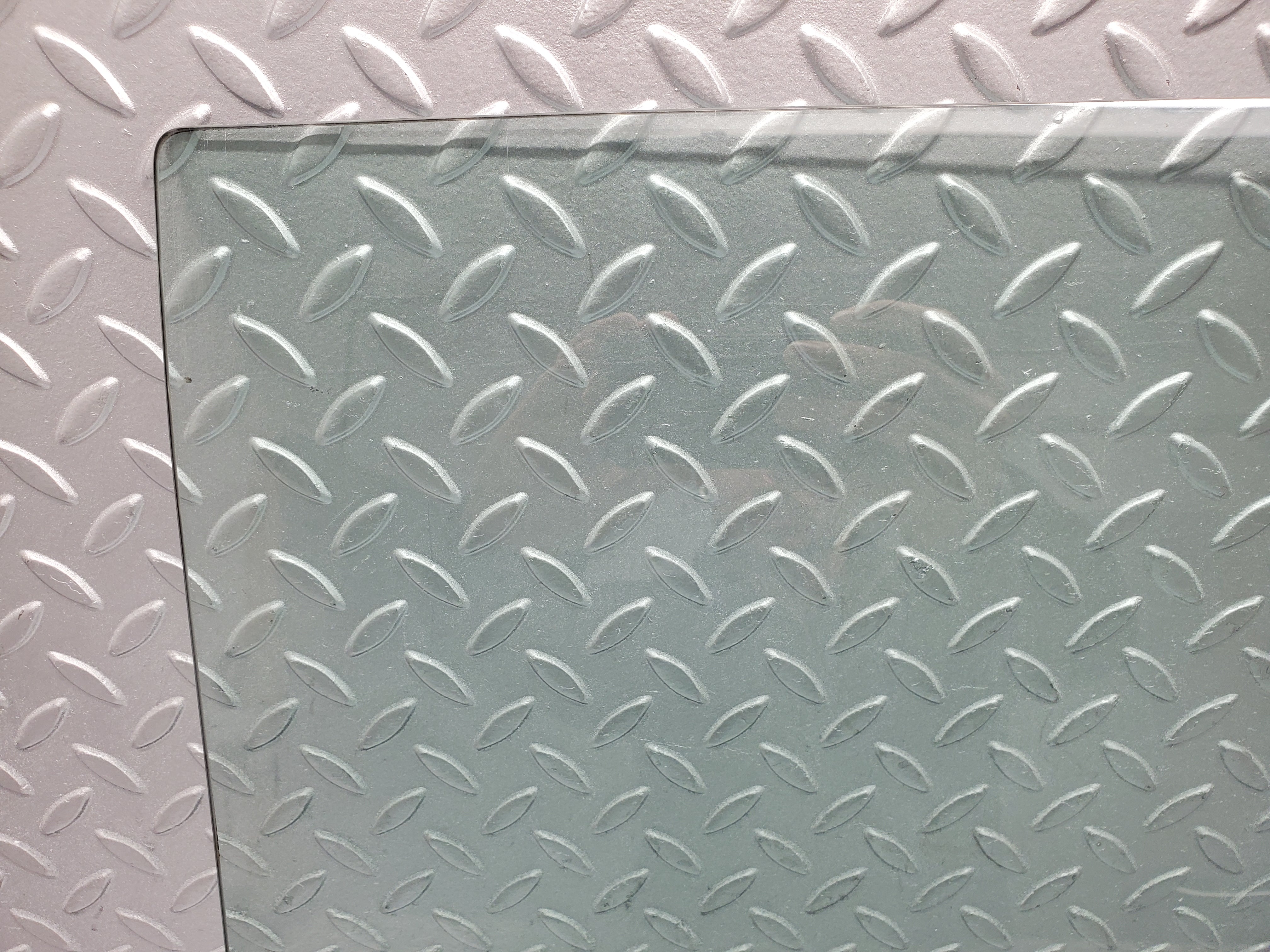 1798 Mercedes-Benz W116 350SE Rear Left Door Window Glass