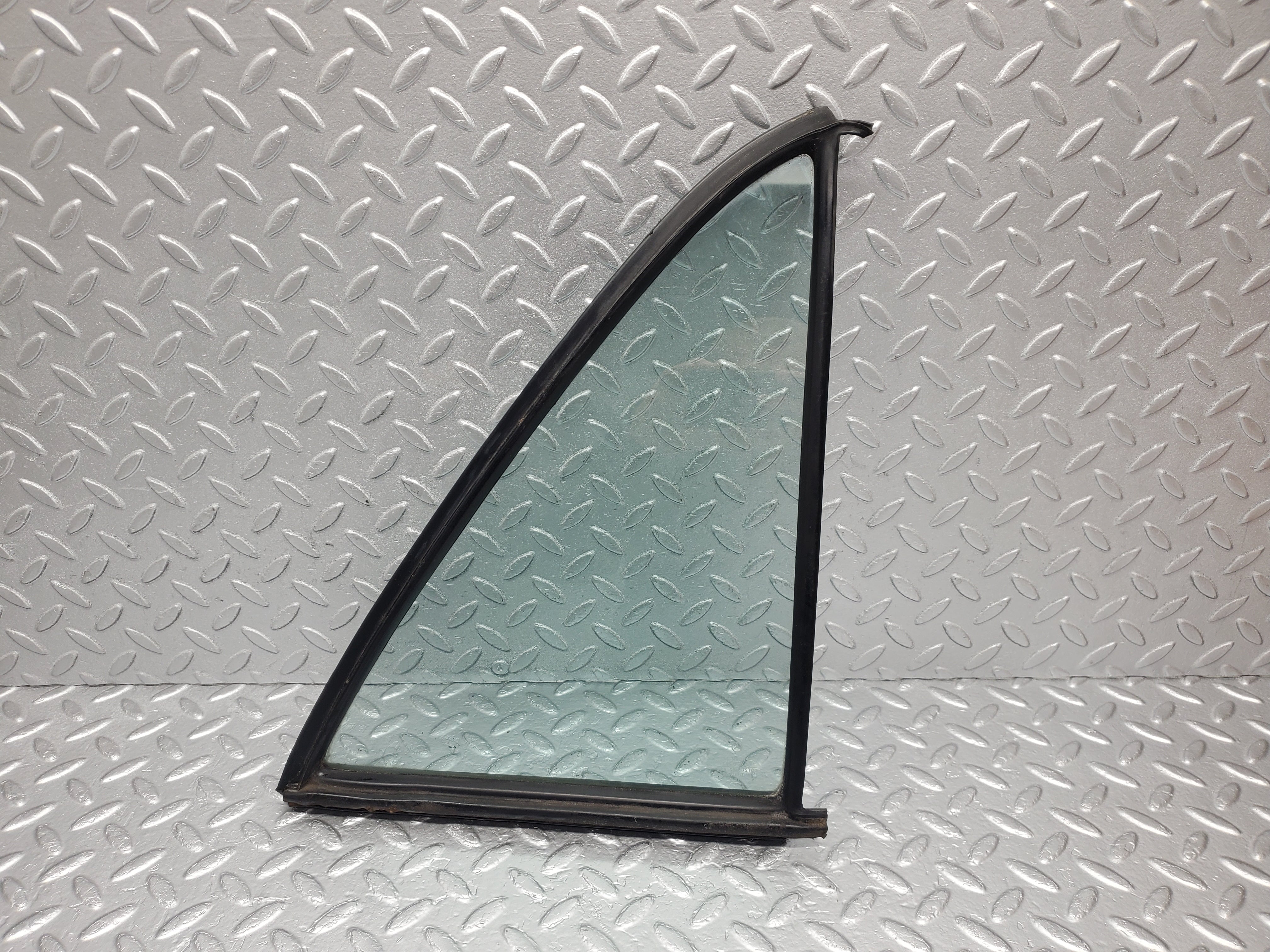 1802 Mercedes-Benz W116 350SE Rear Right Quarter Window Glass