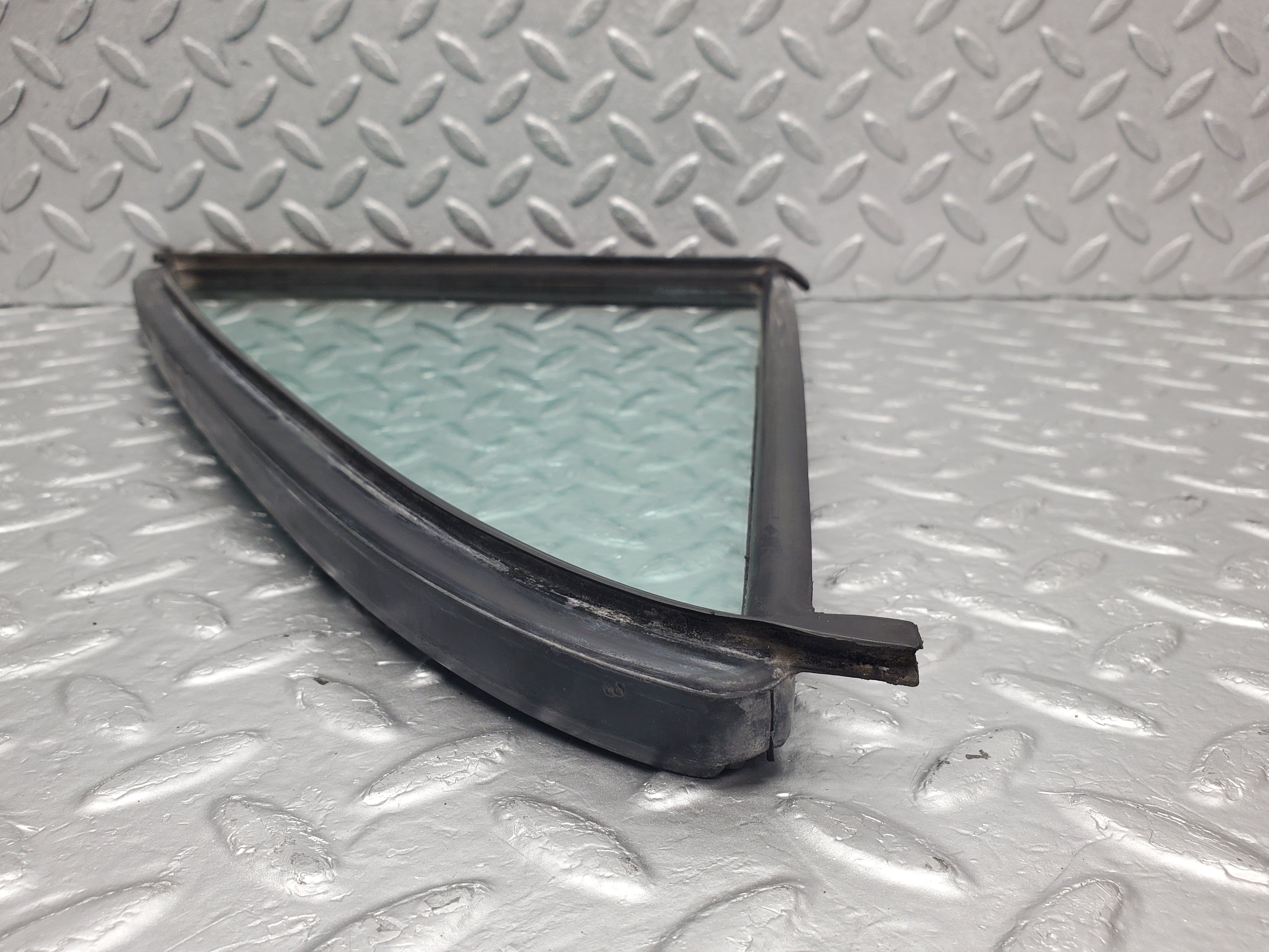 1803 Mercedes-Benz W116 350SE Rear Left Quarter Window Glass