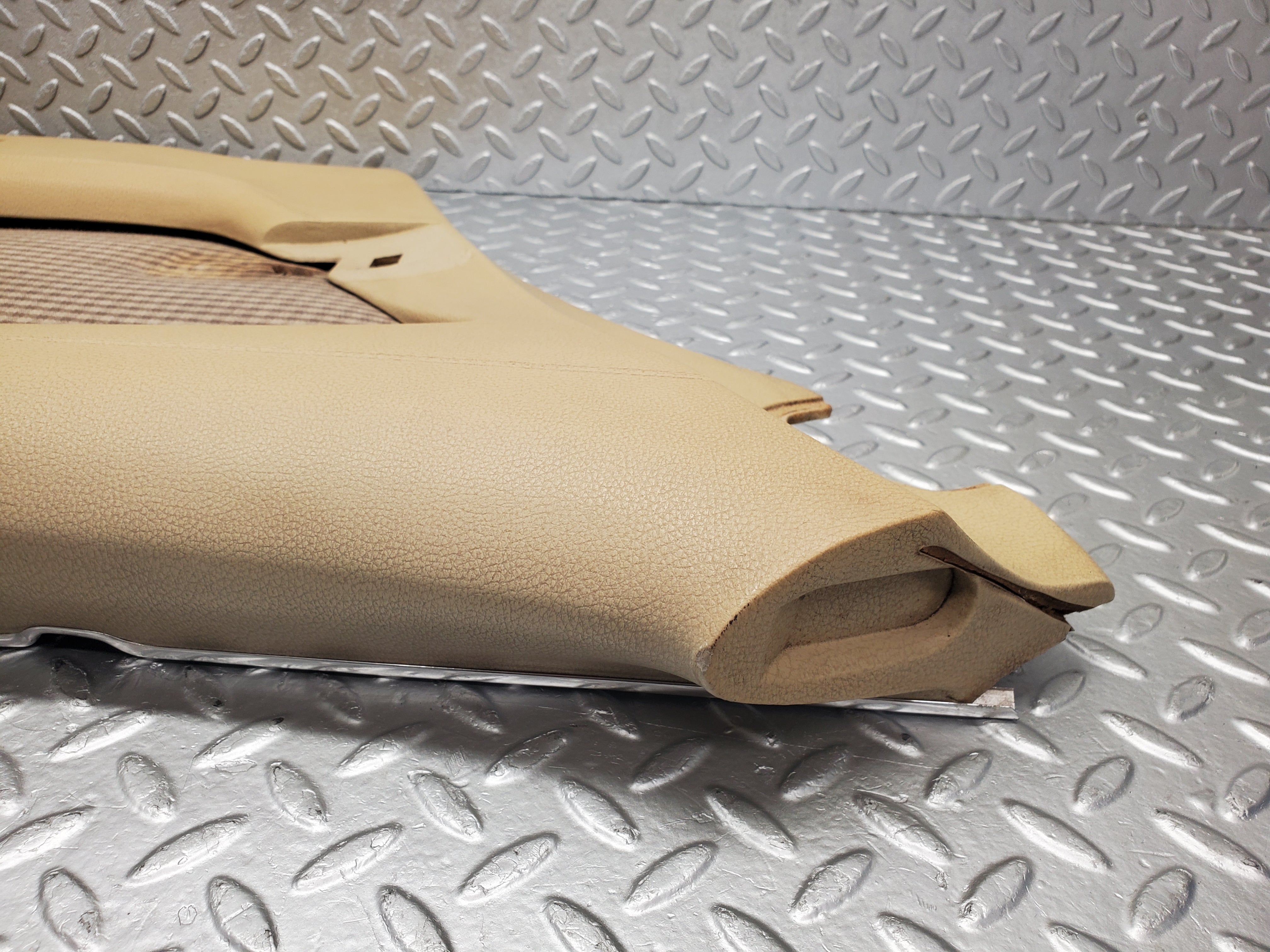 1817 Mercedes-Benz W116 350SE Rear Left Door Card Beige