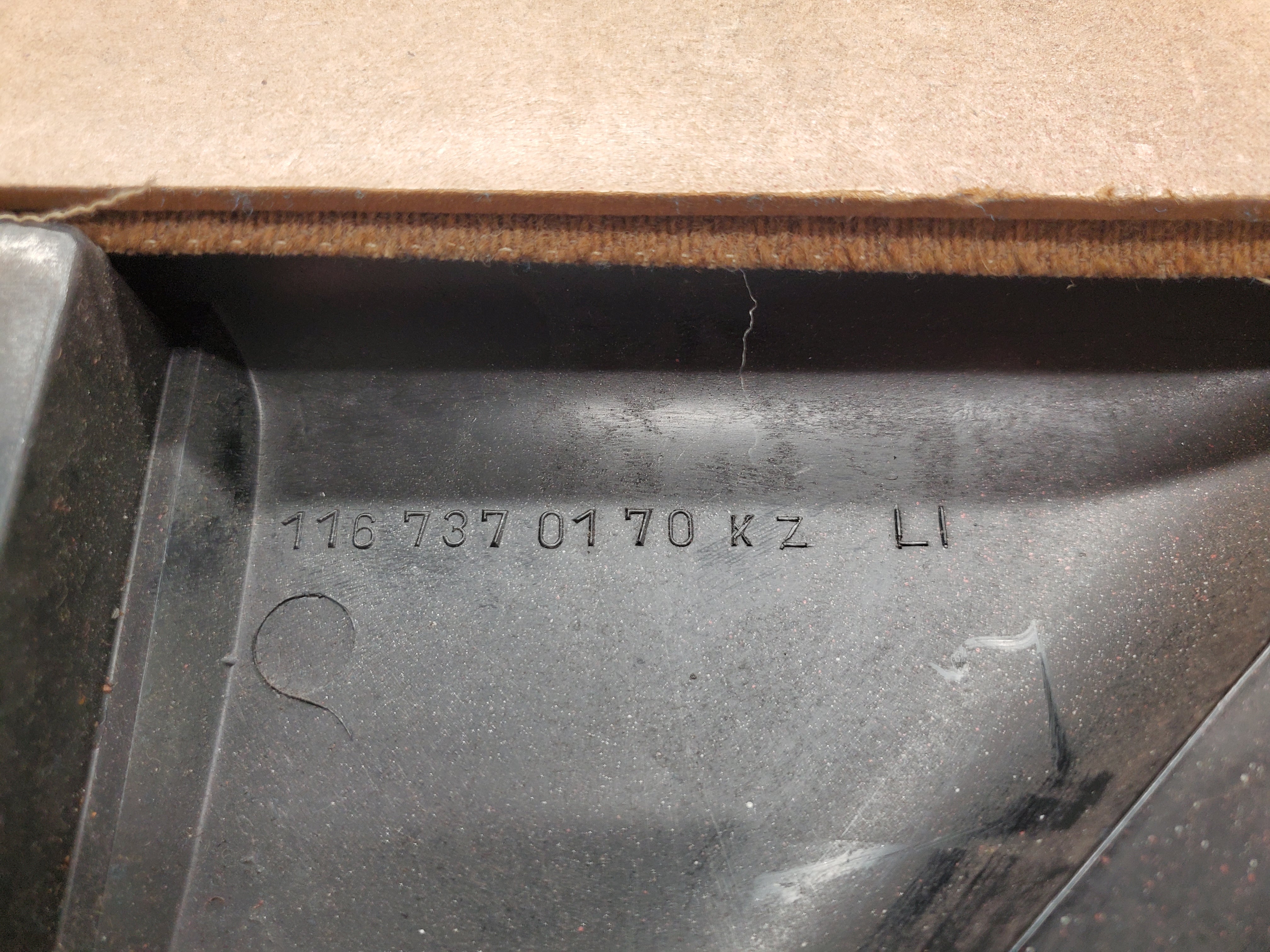 1817 Mercedes-Benz W116 350SE Rear Left Door Card Beige