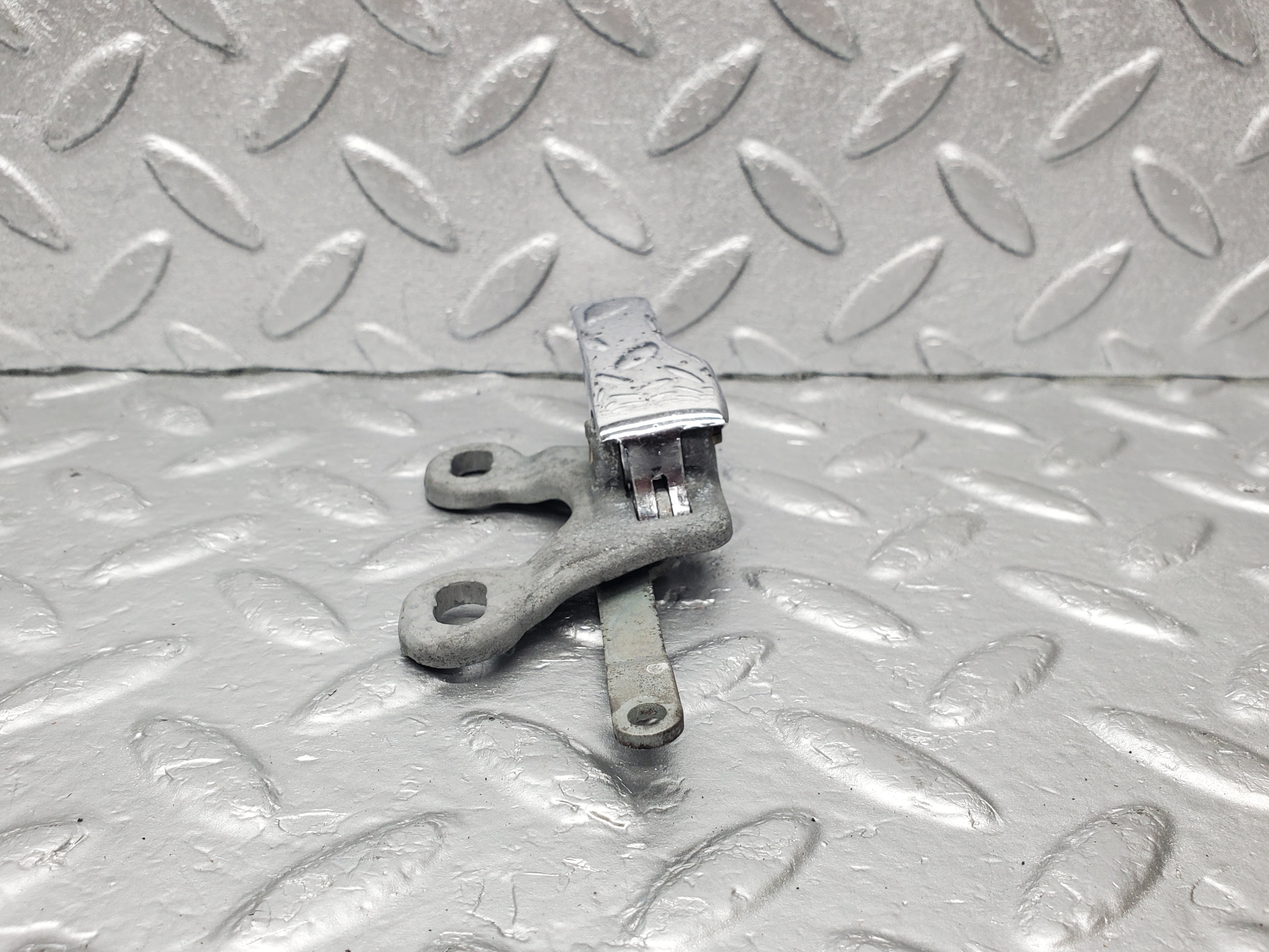 1833 Mercedes-Benz W108 280SE Chrome Door Handle Opener Right 1107660419