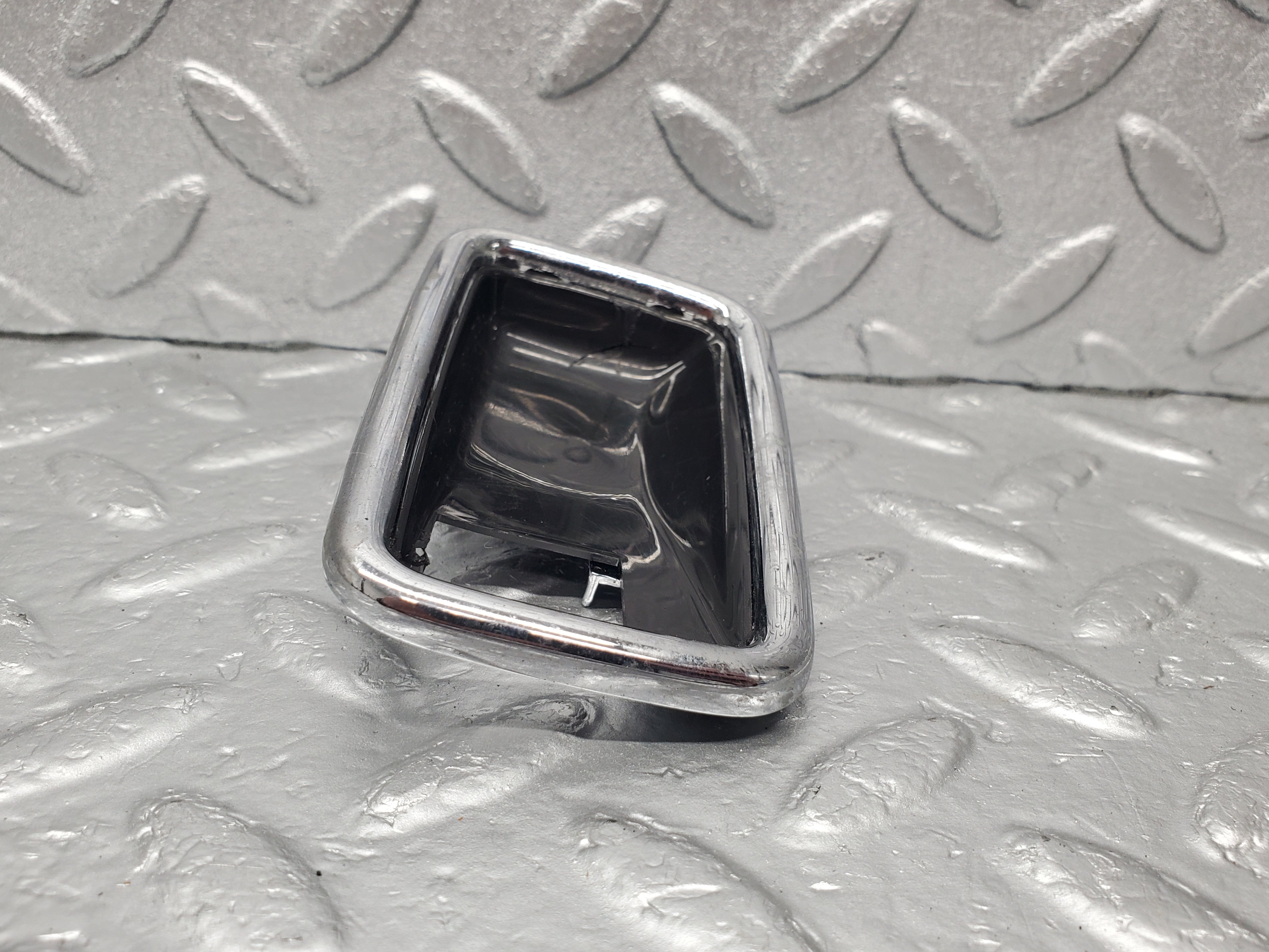 1835 Mercedes-Benz W108 280SE Chrome Frame For Door Opener Right 1087660611