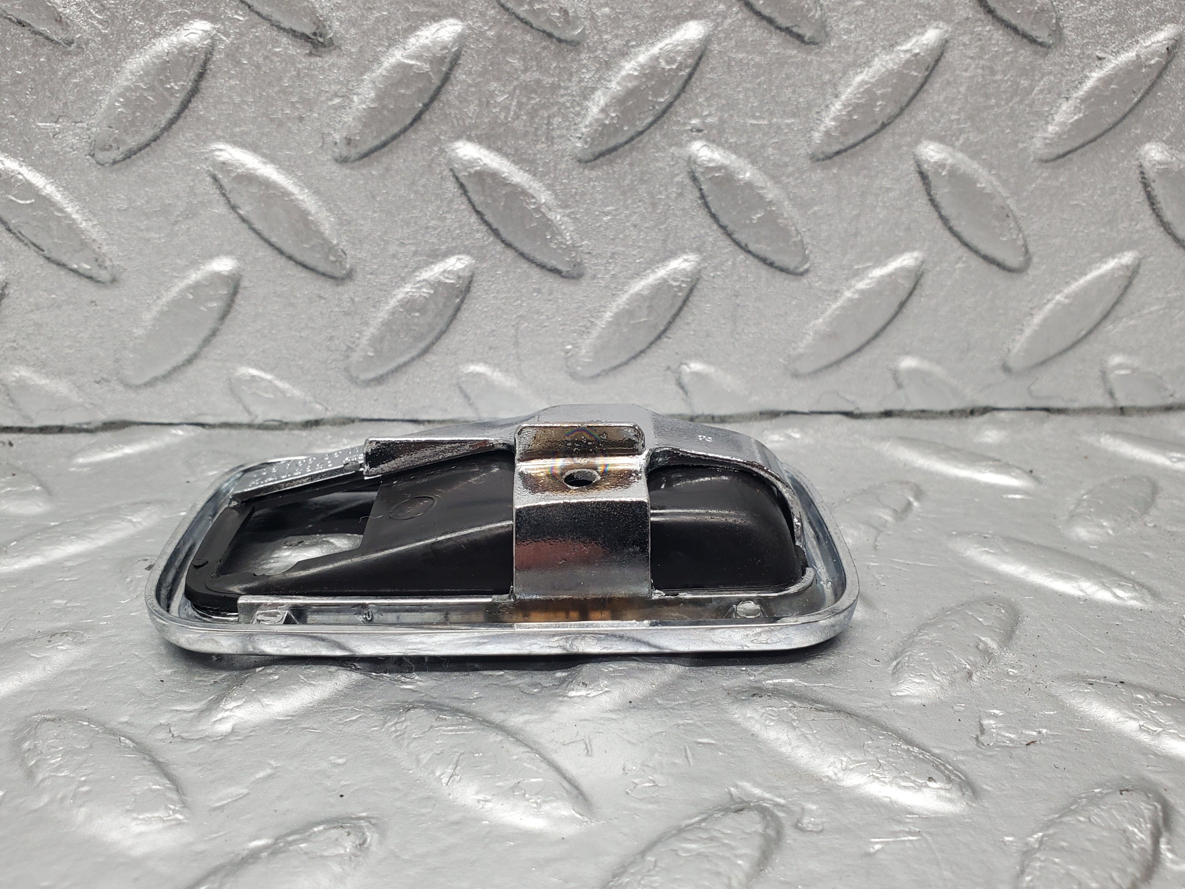 1835 Mercedes-Benz W108 280SE Chrome Frame For Door Opener Right 1087660611