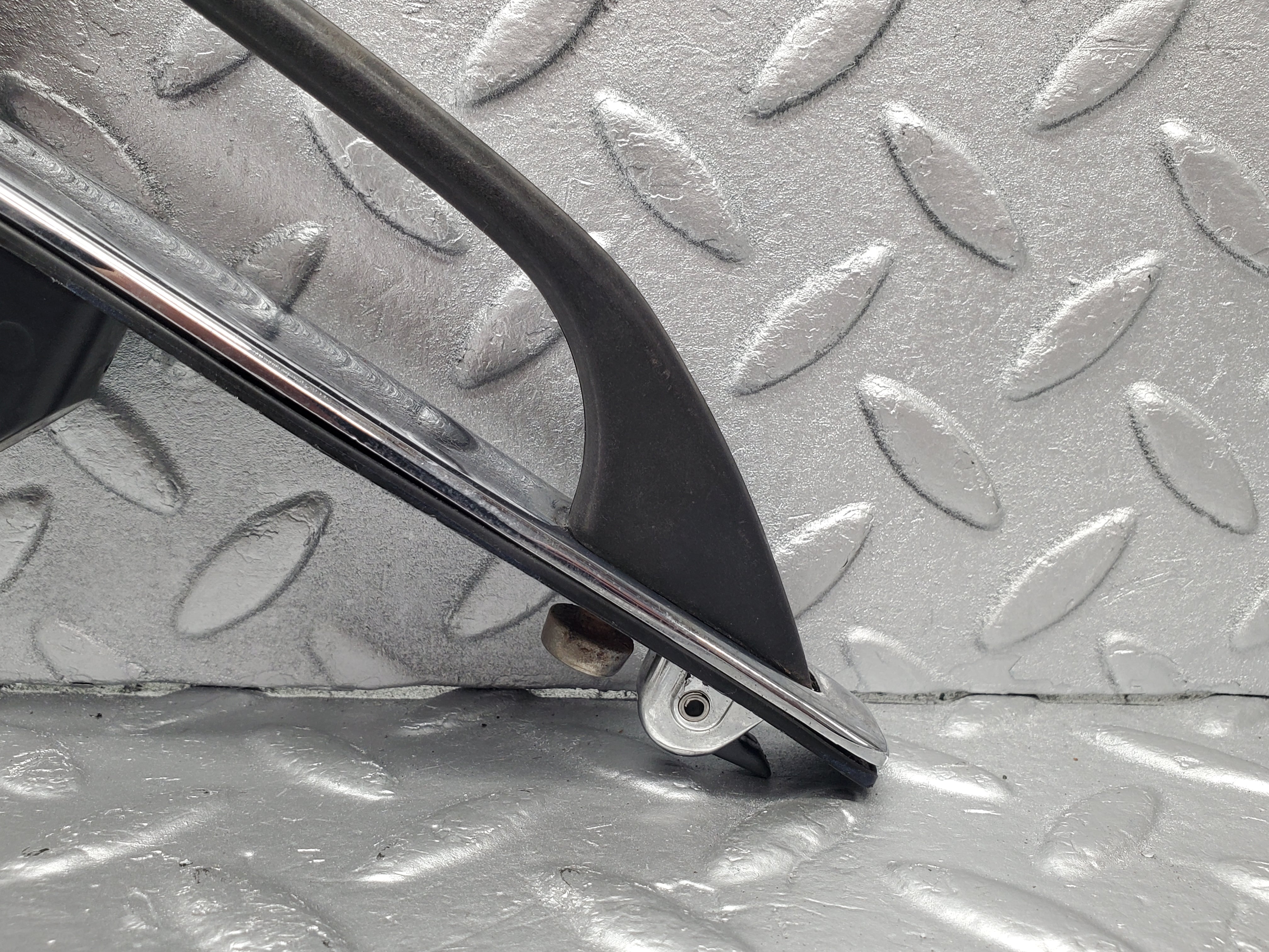 1845 Mercedes-Benz W123 230E Front Exterior Door Handle No Key