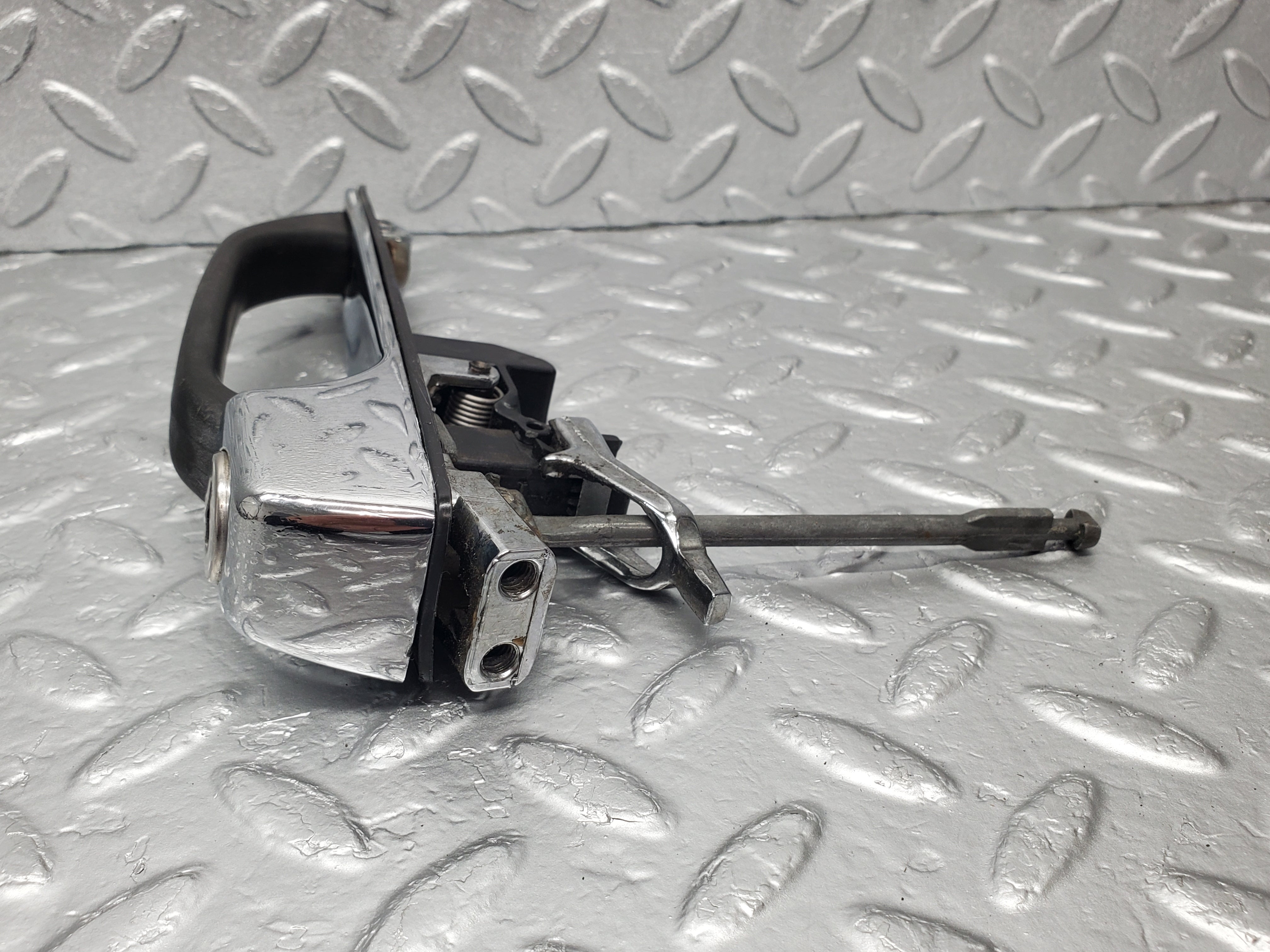 1845 Mercedes-Benz W123 230E Front Exterior Door Handle No Key