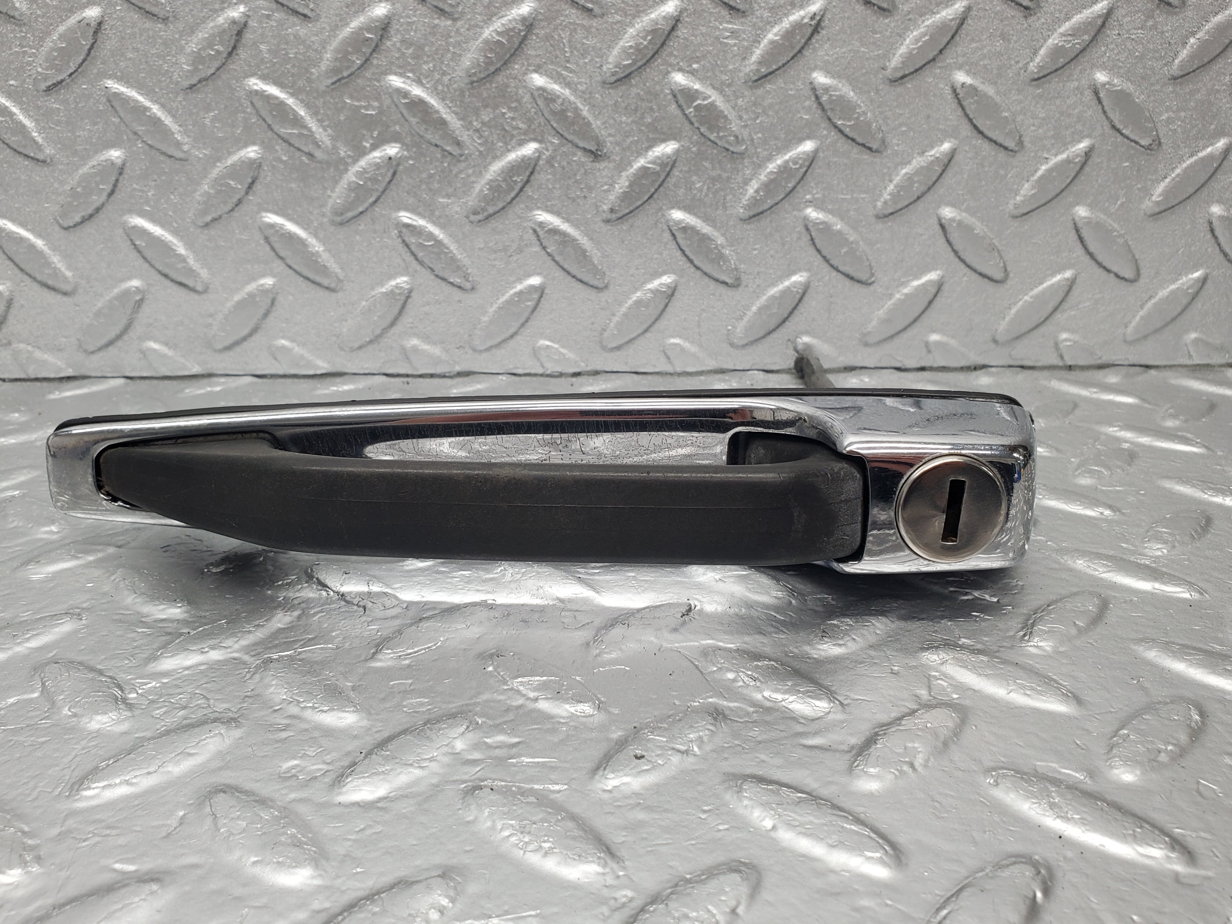 1845 Mercedes-Benz W123 230E Front Exterior Door Handle No Key