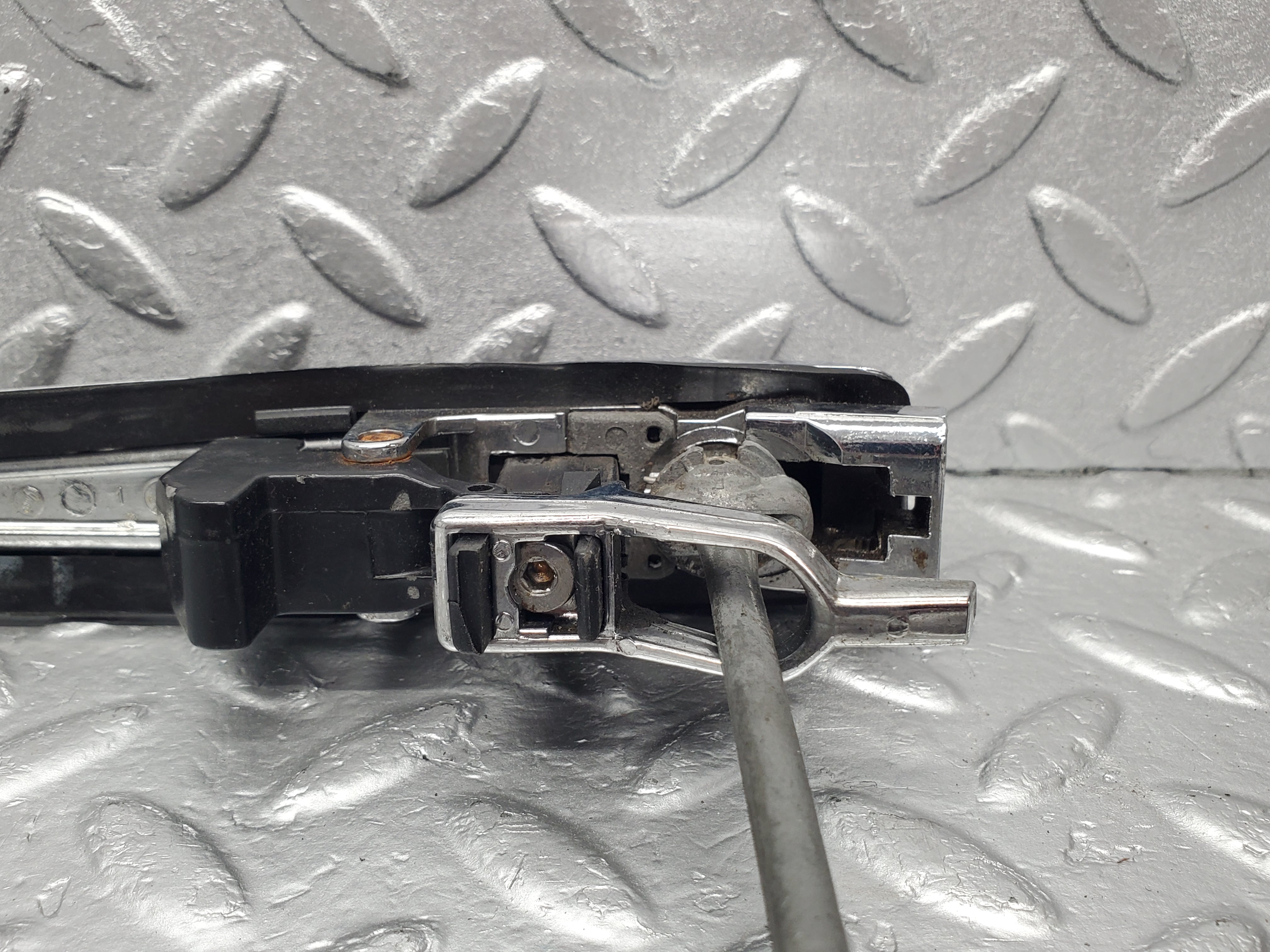 1845 Mercedes-Benz W123 230E Front Exterior Door Handle No Key