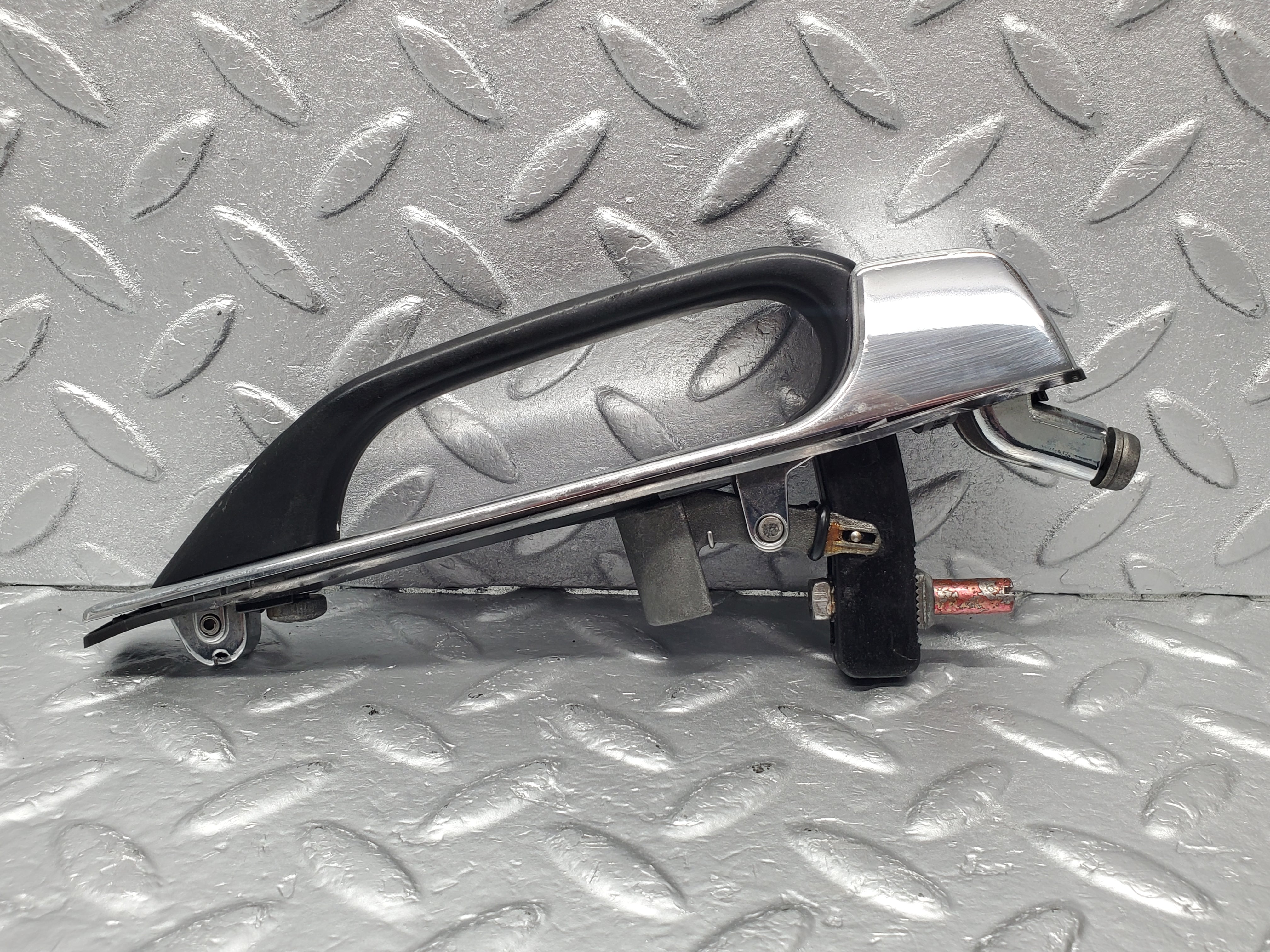 1846 Mercedes-Benz W123 230E Rear Exterior Door Handle 1237600359