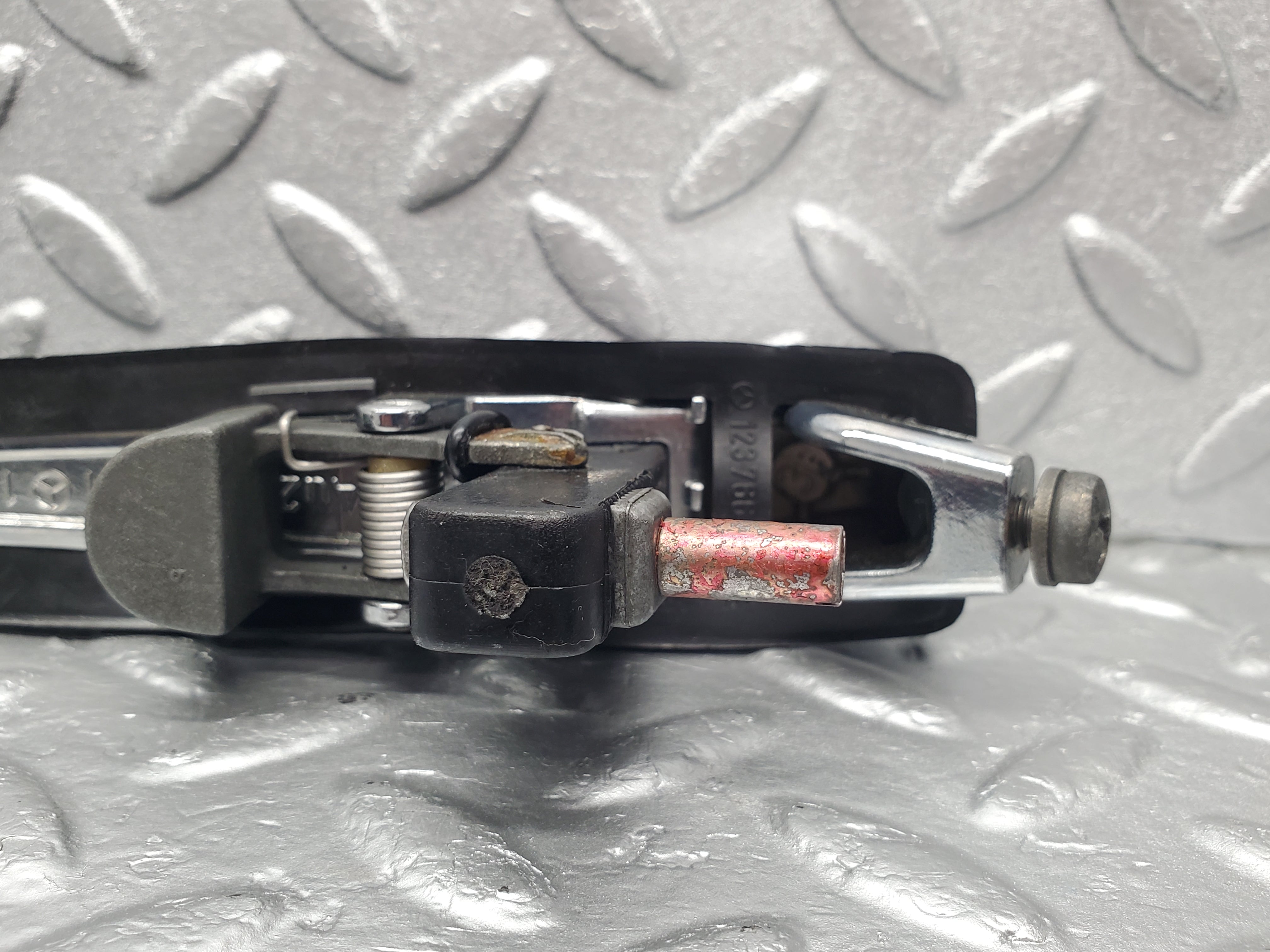 1846 Mercedes-Benz W123 230E Rear Exterior Door Handle 1237600359