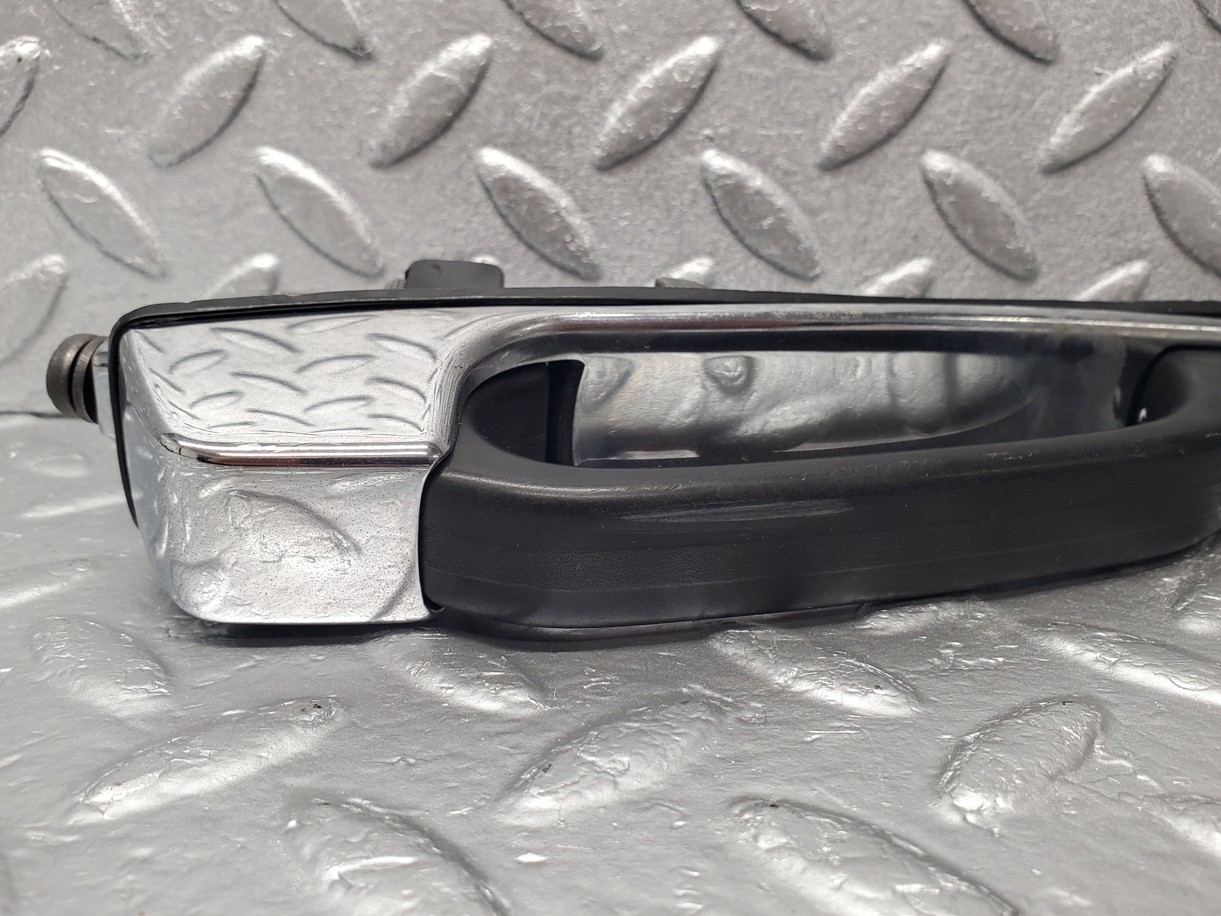 1846 Mercedes-Benz W123 230E Rear Exterior Door Handle 1237600359