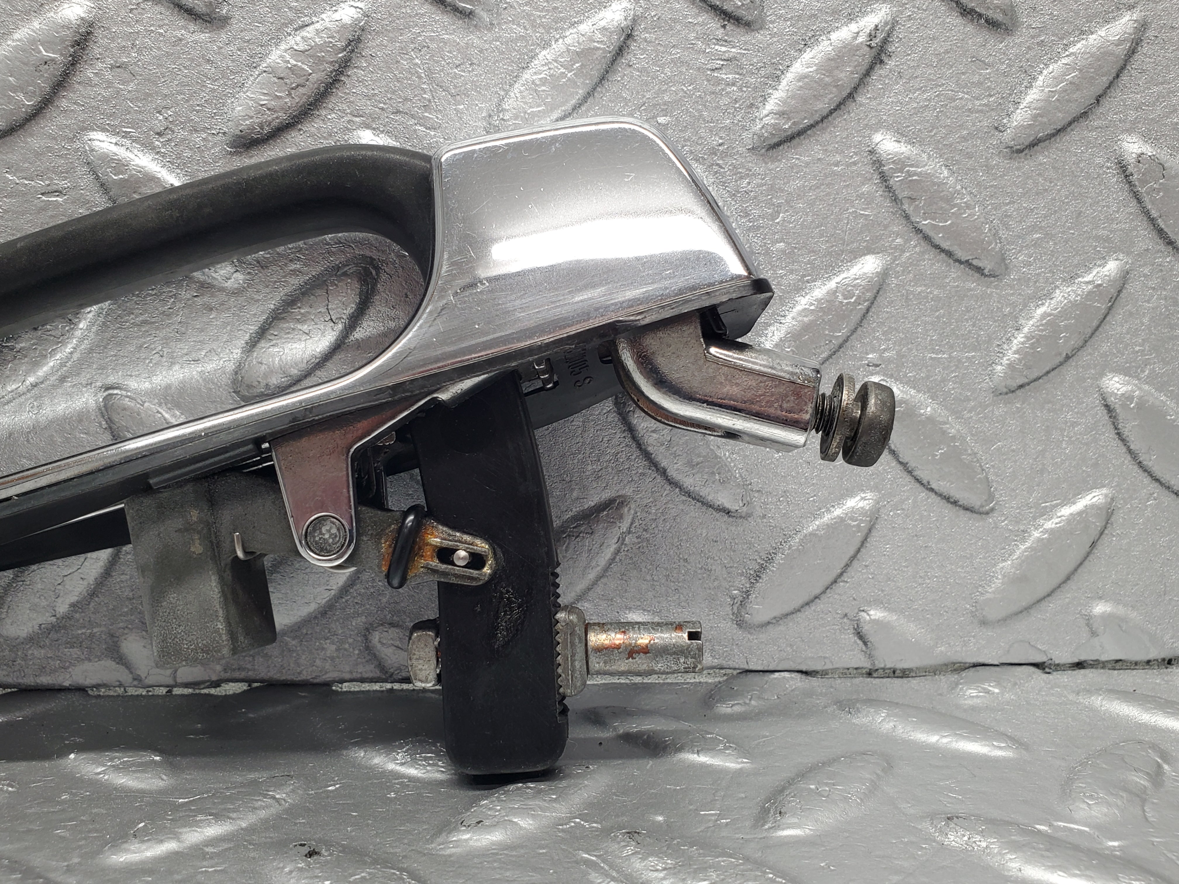 1847 Mercedes-Benz W123 230E Rear Exterior Door Handle 1237600359