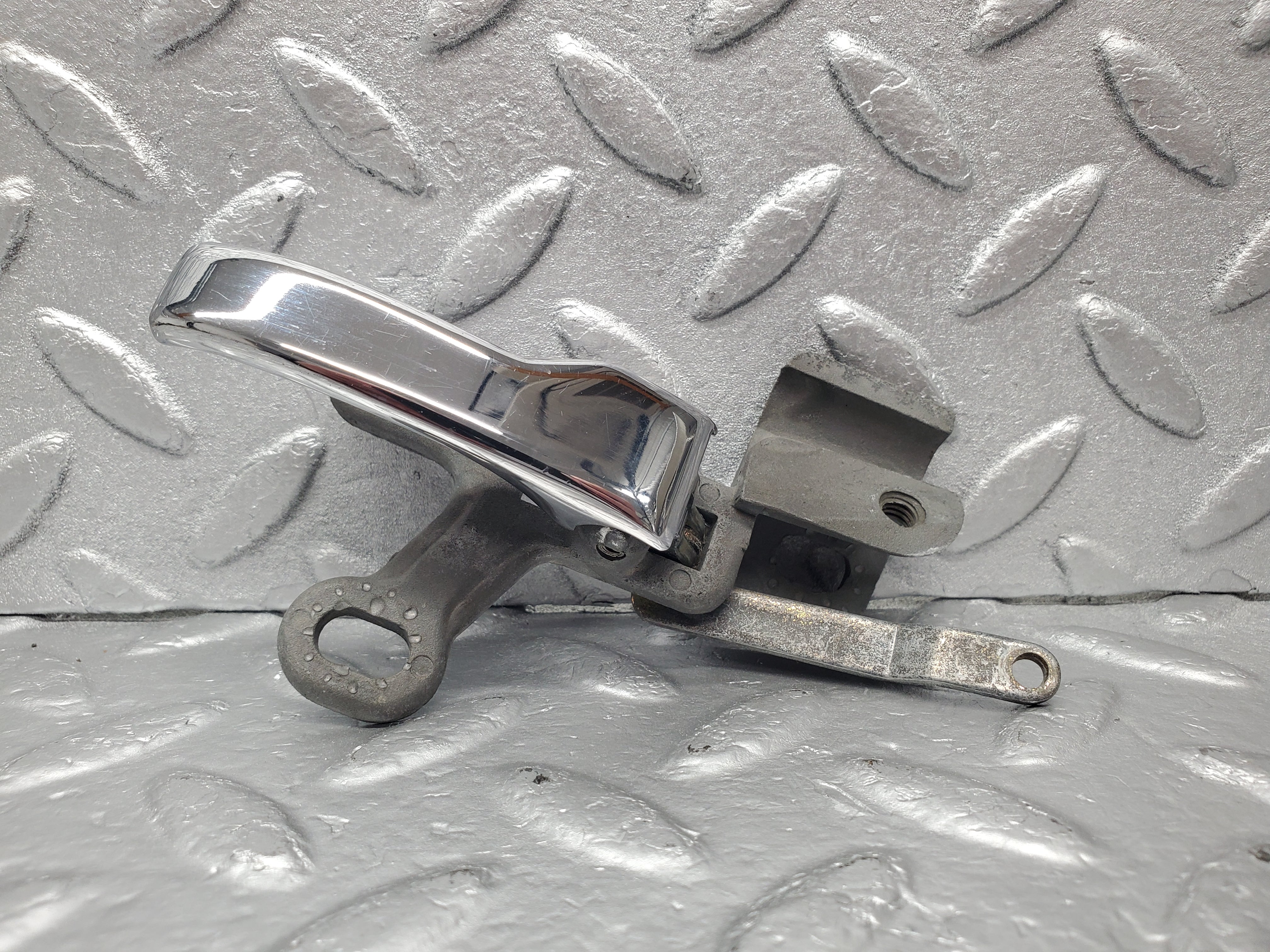 1856 Mercedes-Benz W108 280SE Chrome Door Handle Opener Right 1157660219