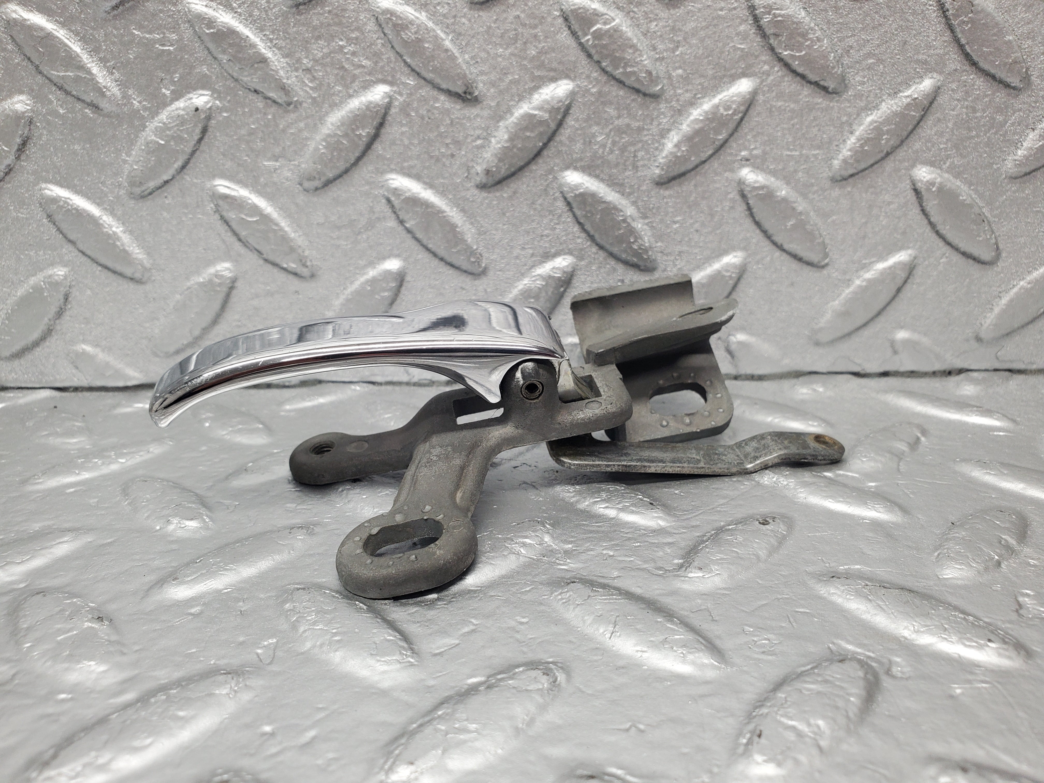 1856 Mercedes-Benz W108 280SE Chrome Door Handle Opener Right 1157660219