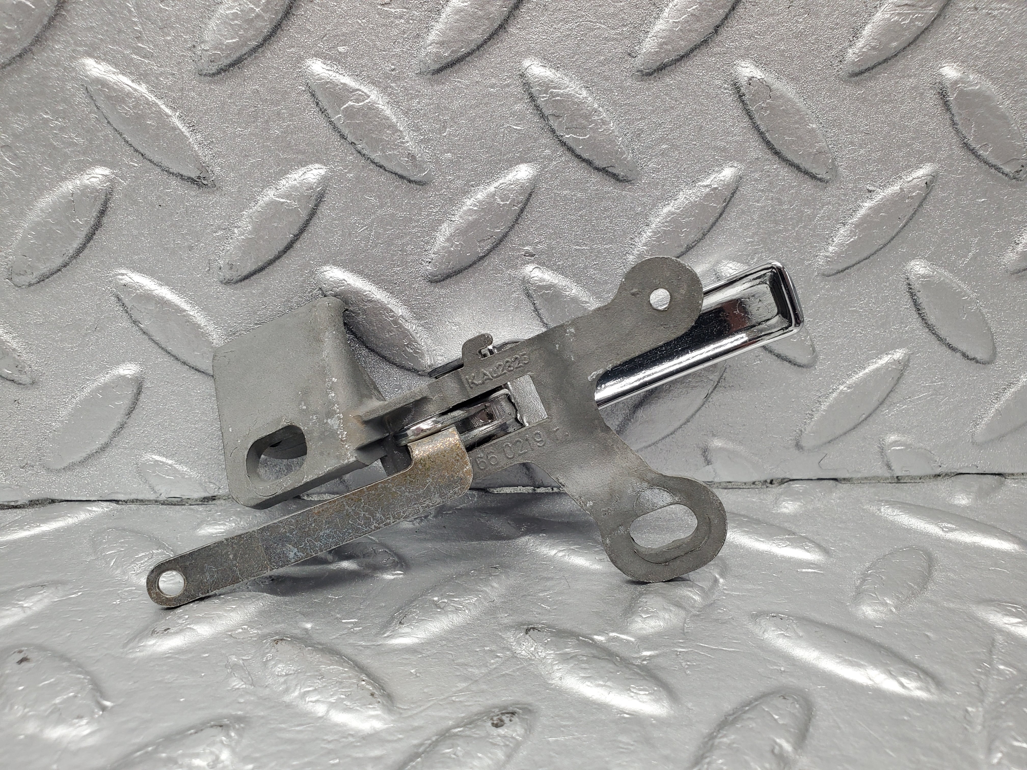 1856 Mercedes-Benz W108 280SE Chrome Door Handle Opener Right 1157660219