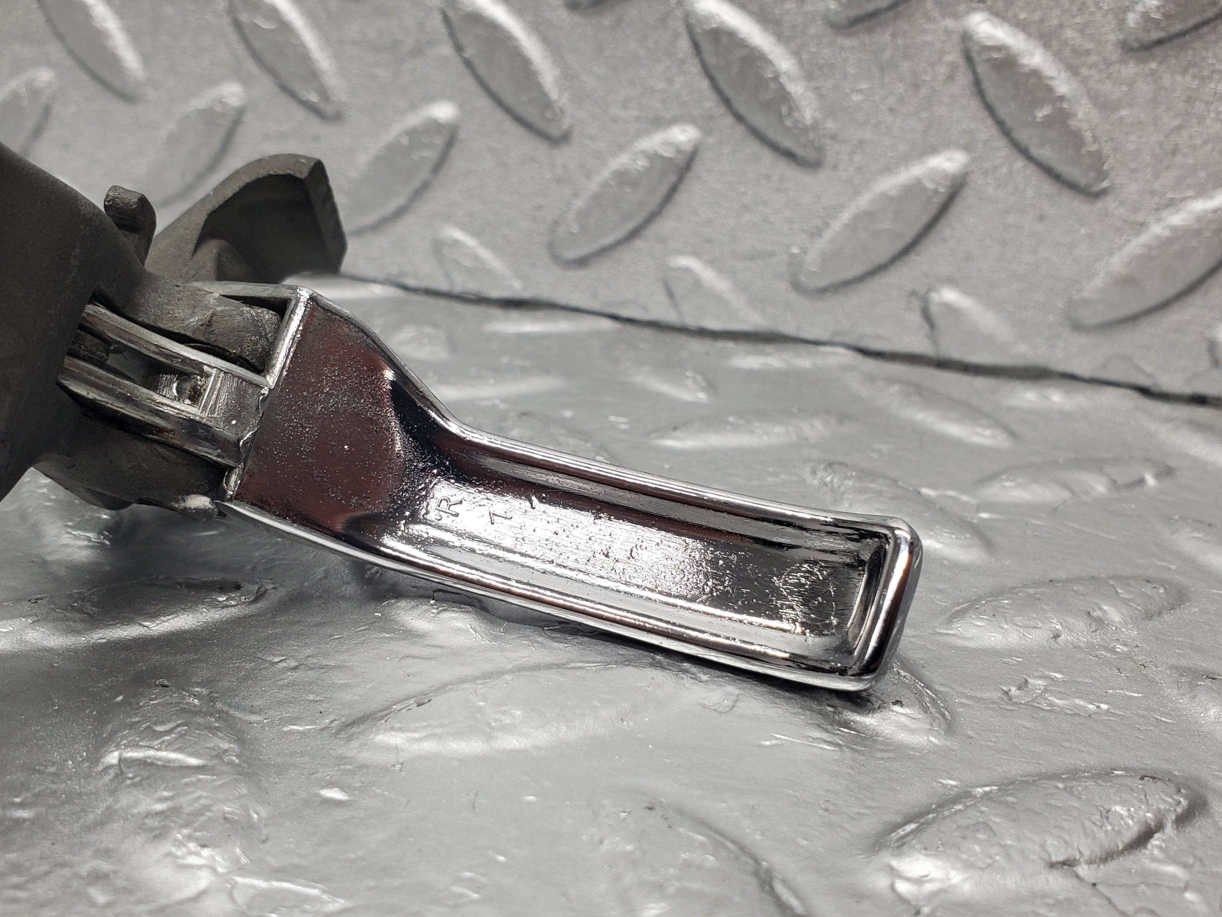 1856 Mercedes-Benz W108 280SE Chrome Door Handle Opener Right 1157660219