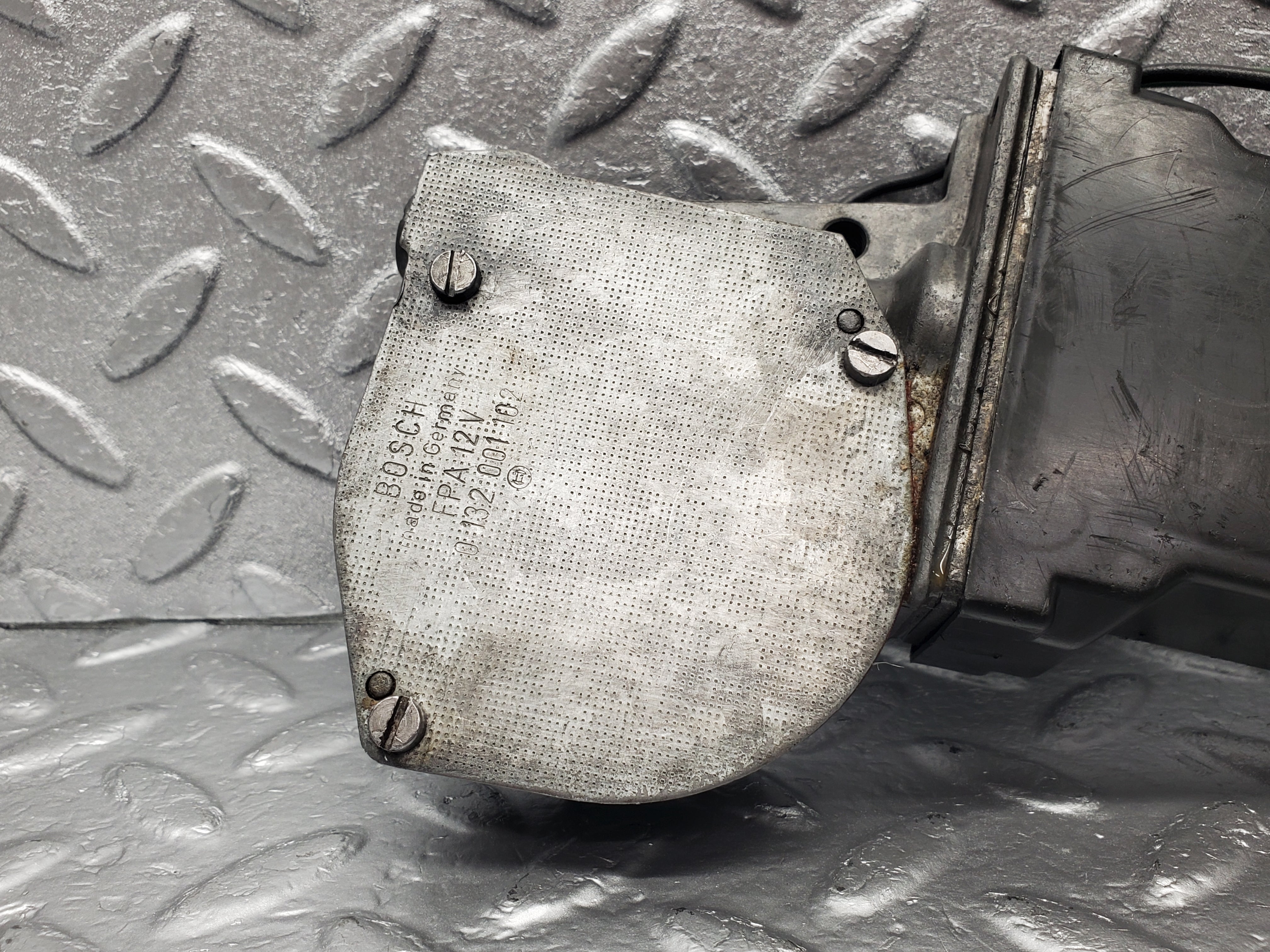 1861 Mercedes-Benz W116 350SE Window Regulator Motor Front Right 0132001102