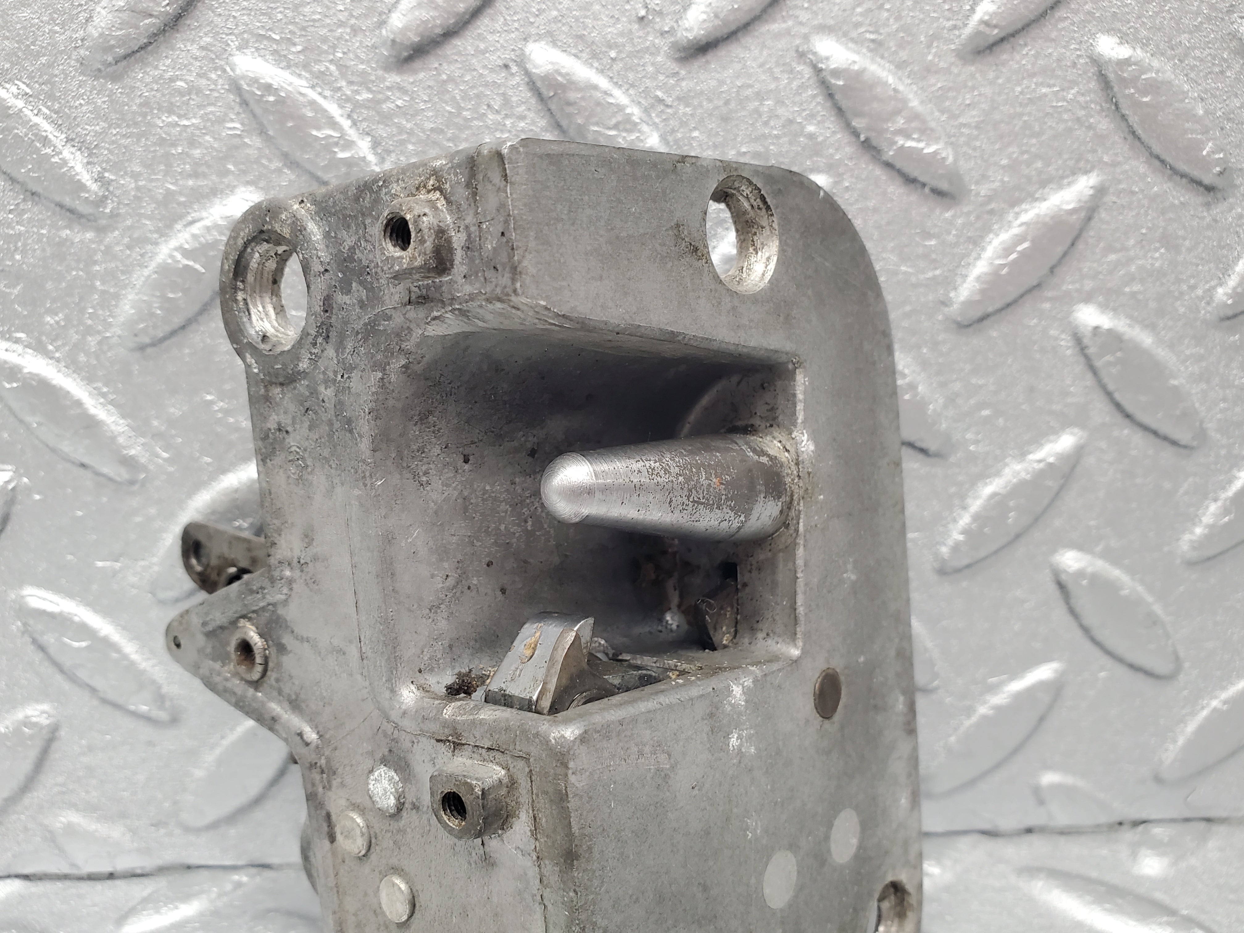 1865 Mercedes-Benz W120 Ponton Door Lock Mechanism Right Side