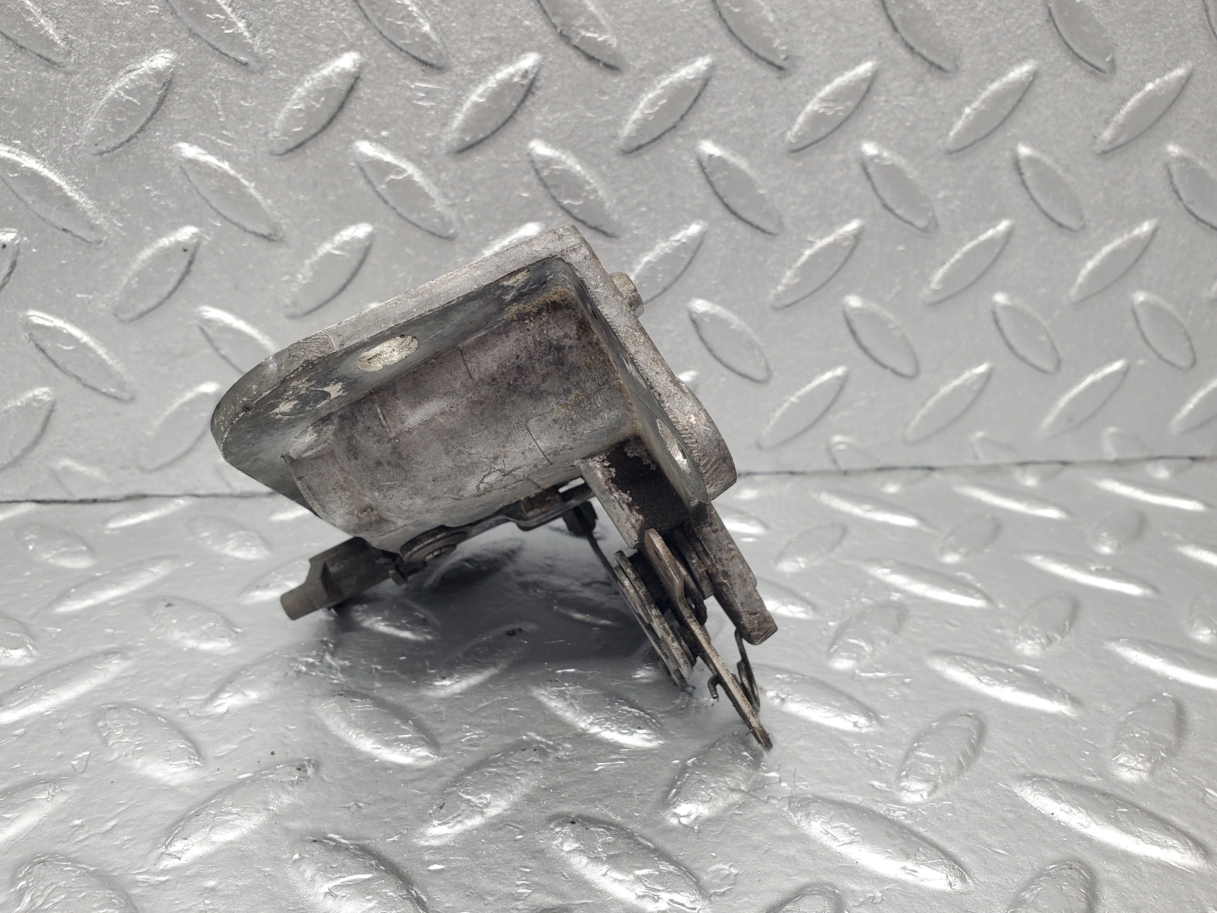 1865 Mercedes-Benz W120 Ponton Door Lock Mechanism Right Side