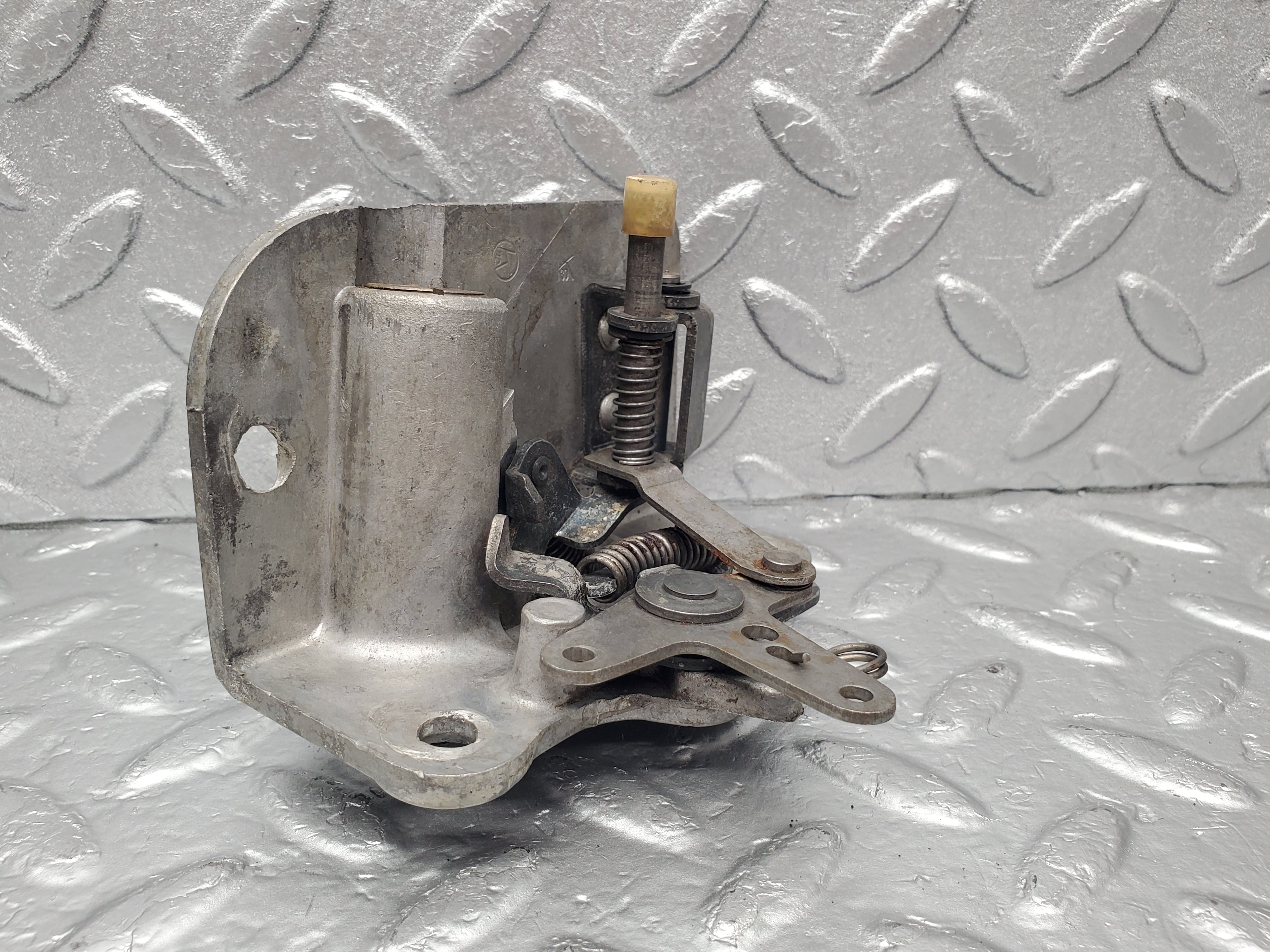 1877 Mercedes-Benz W120 Ponton Door Lock Mechanism Left Side