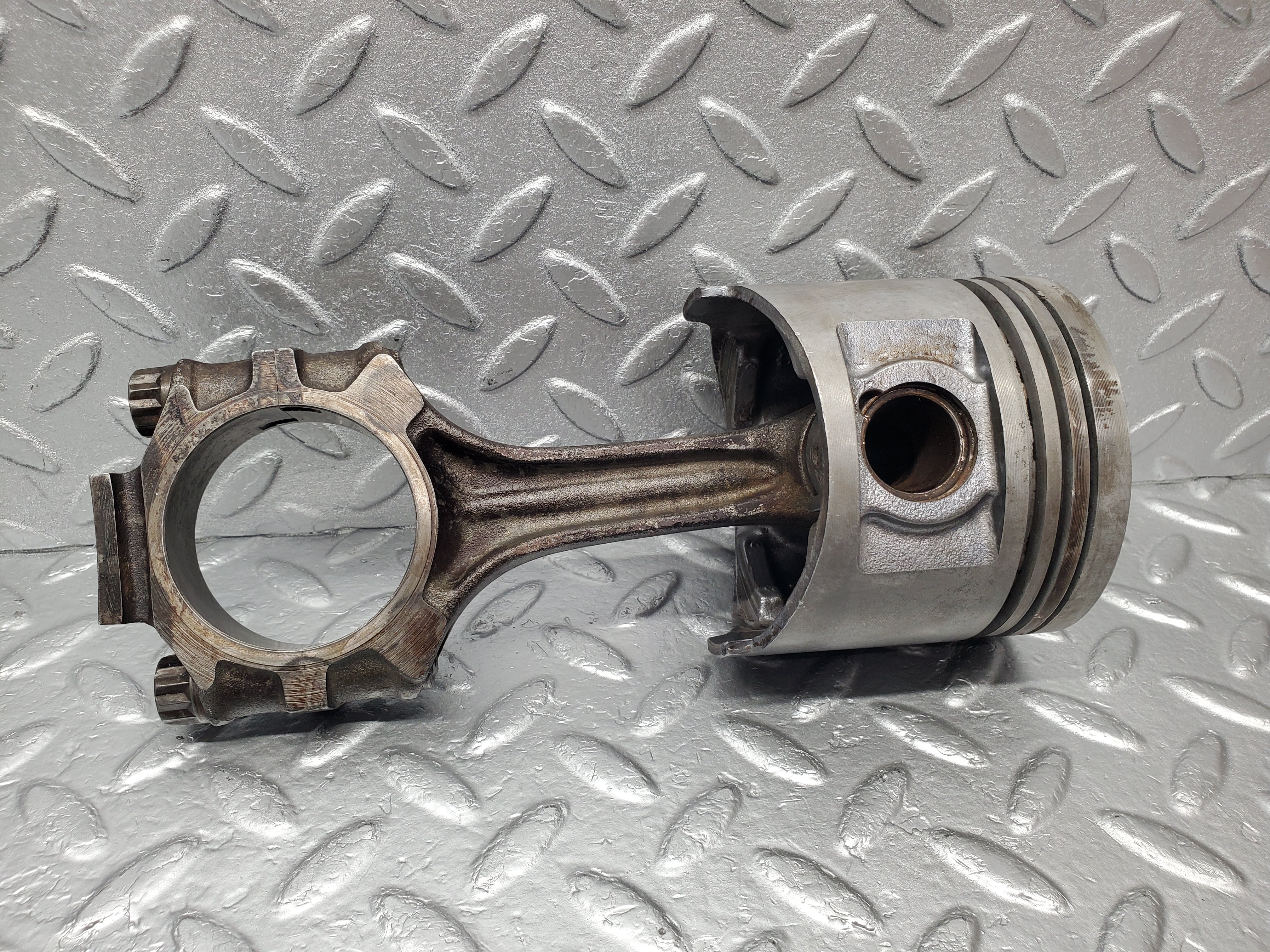 1944 Mercedes-Benz C107 350SLC Piston With Connecting Rod 92 mm
