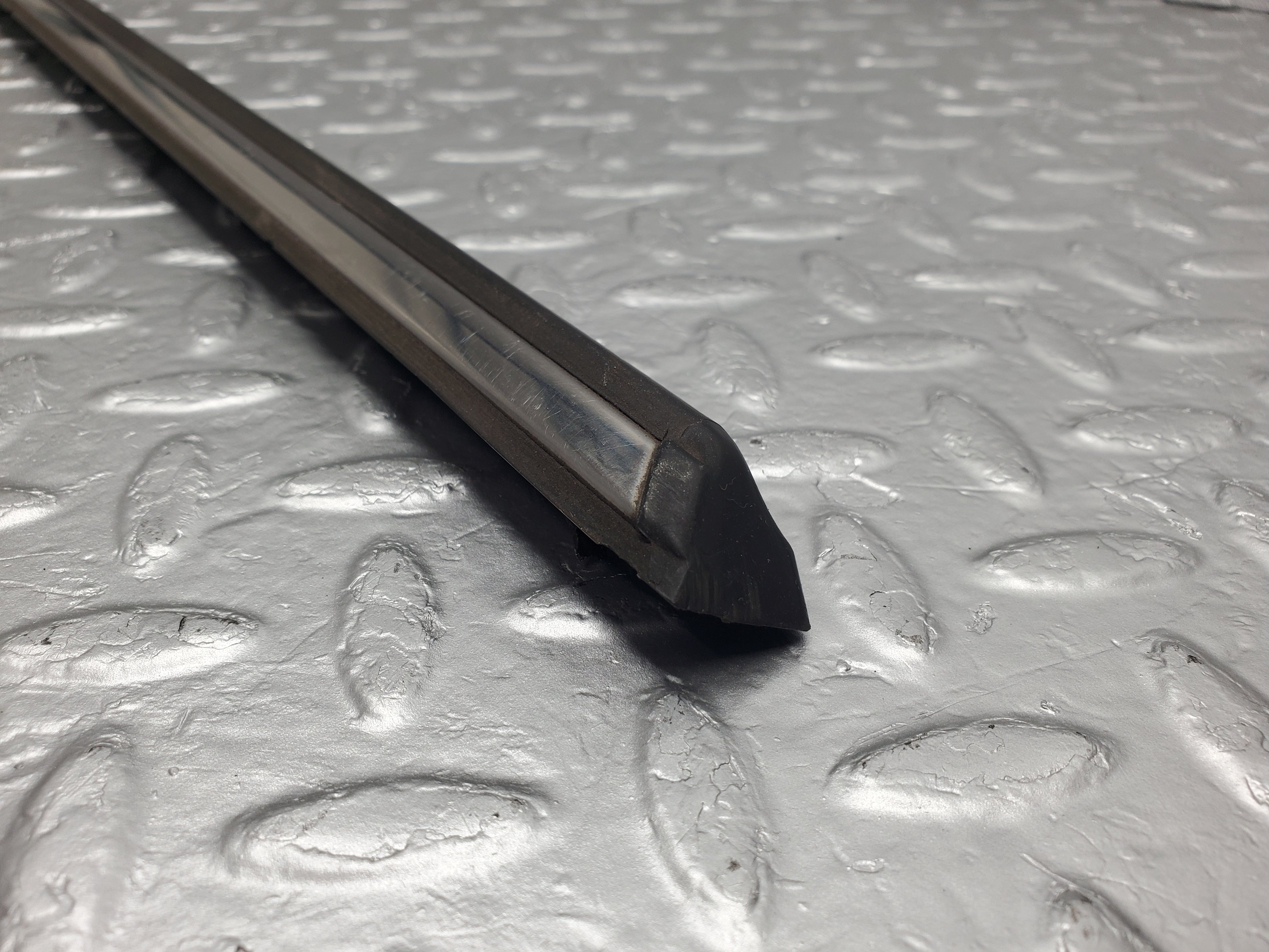 1890 Mercedes-Benz C123 230CE Coupe Left Door Centre Moulding Trim