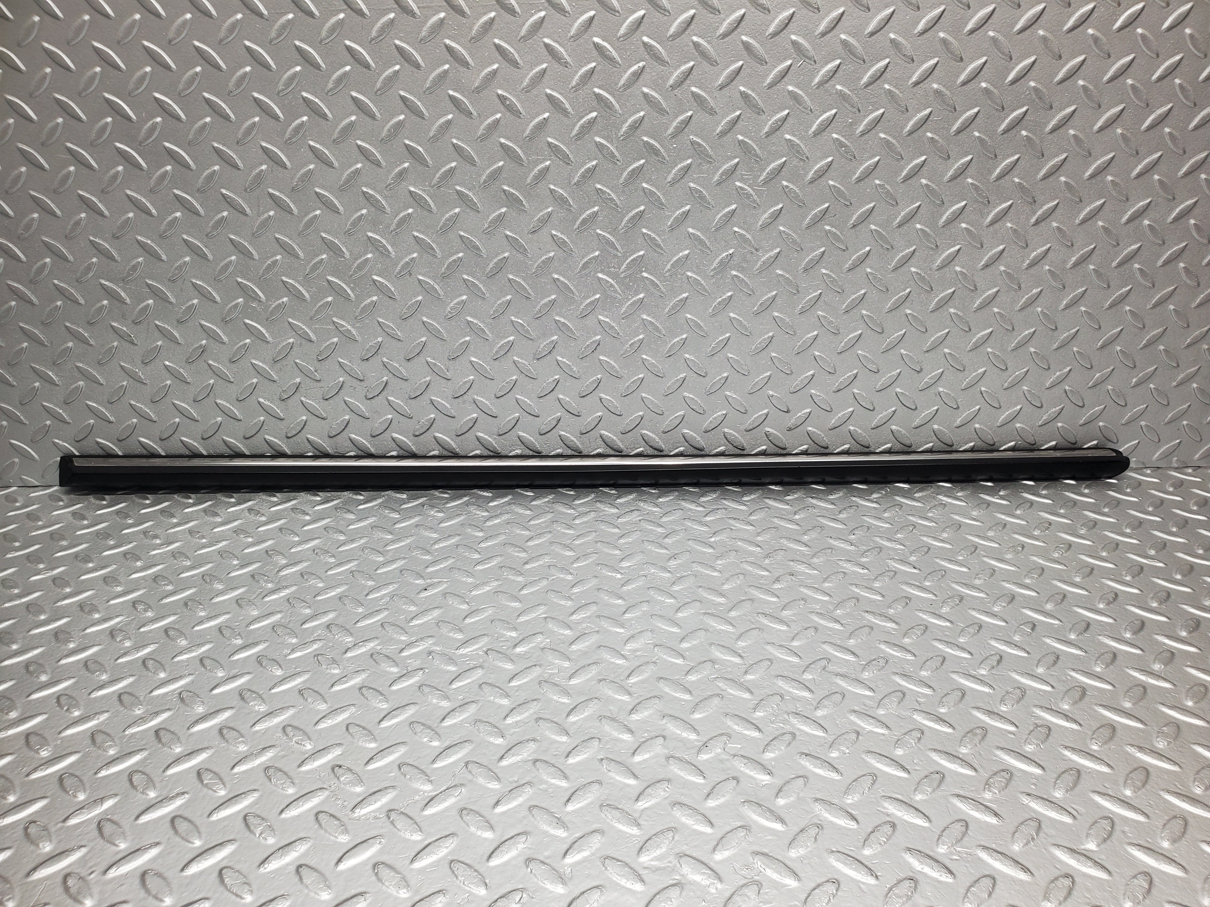 1898 Mercedes-Benz W116 350SE Front Left Door Centre Mouldin Trim