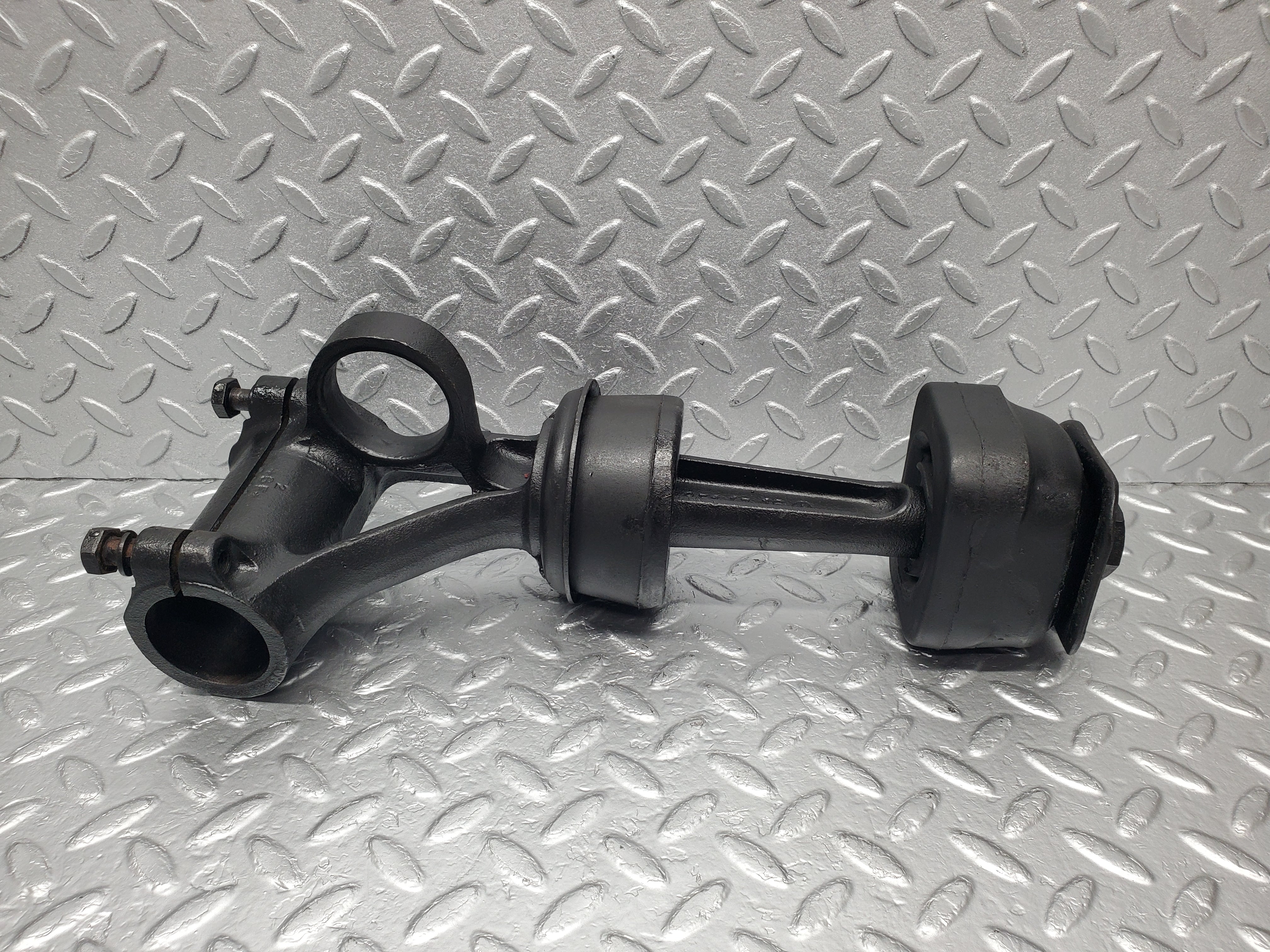 1900 Mercedes-Benz W120 Ponton Differential Mount Support 1803511716