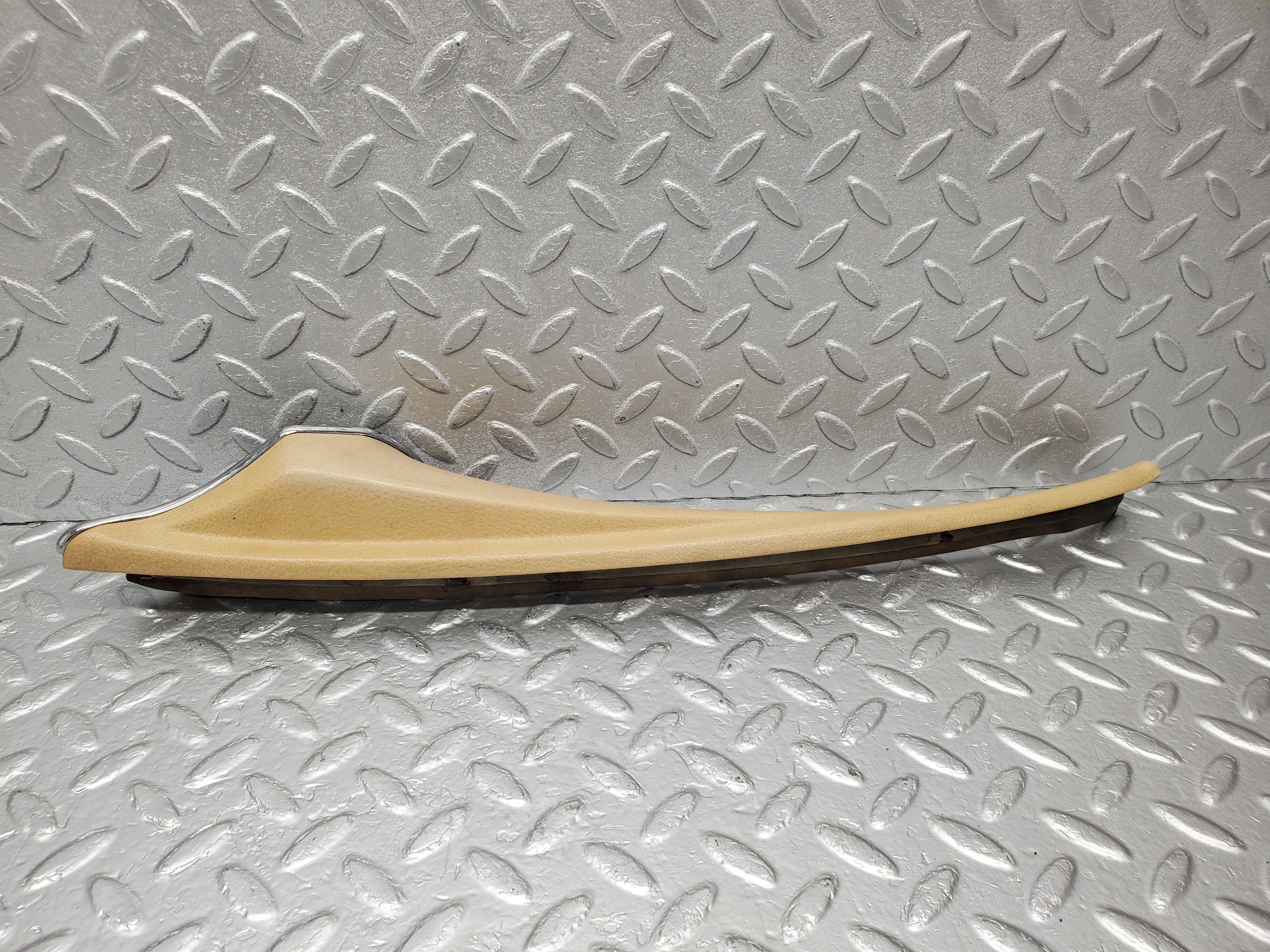 1914 Mercedes-Benz W116 350SE Rear Right Door Trim Interior Beige