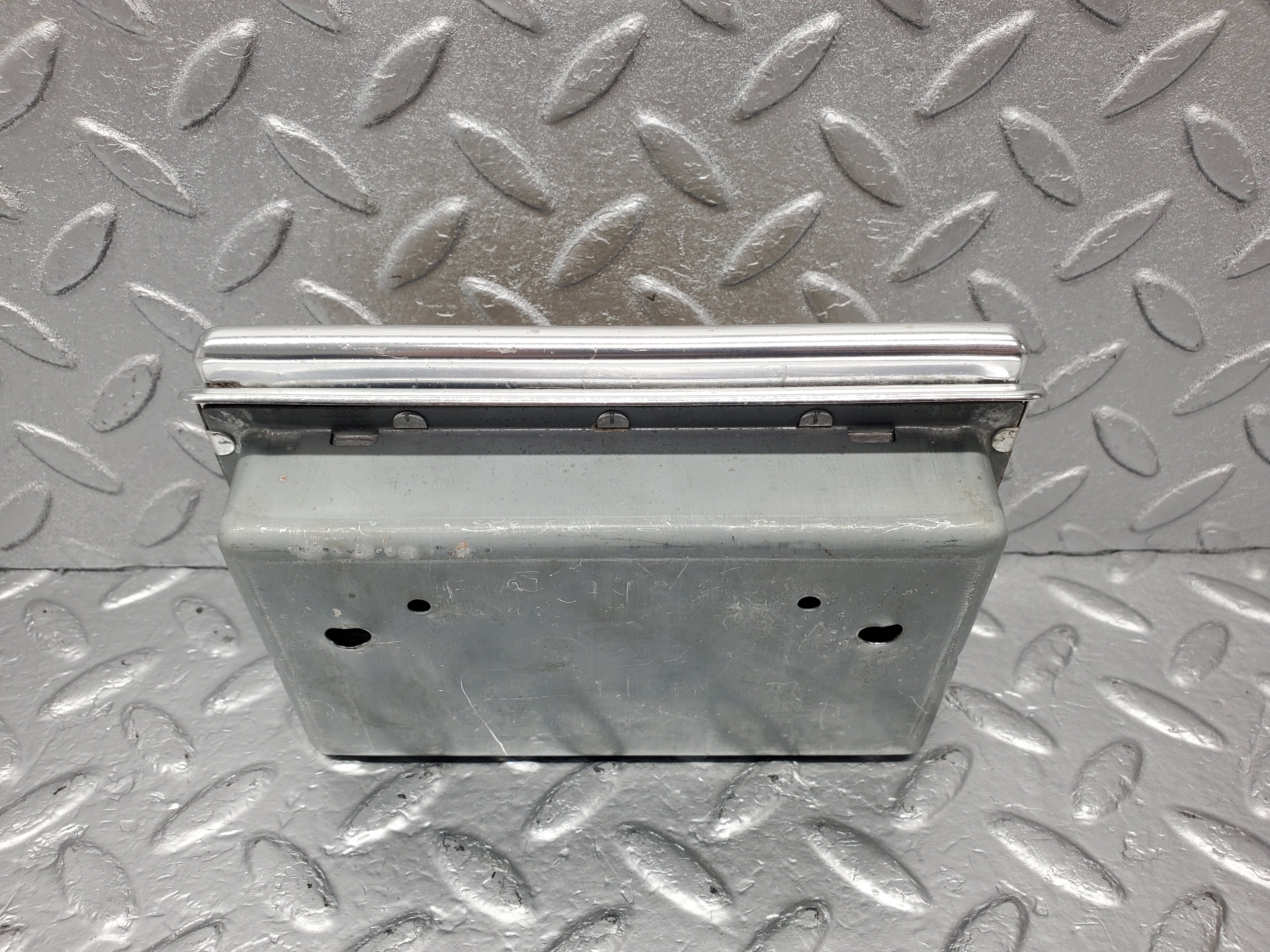 1917 Mercedes-Benz W116 350SE Rear Ashtray Beige